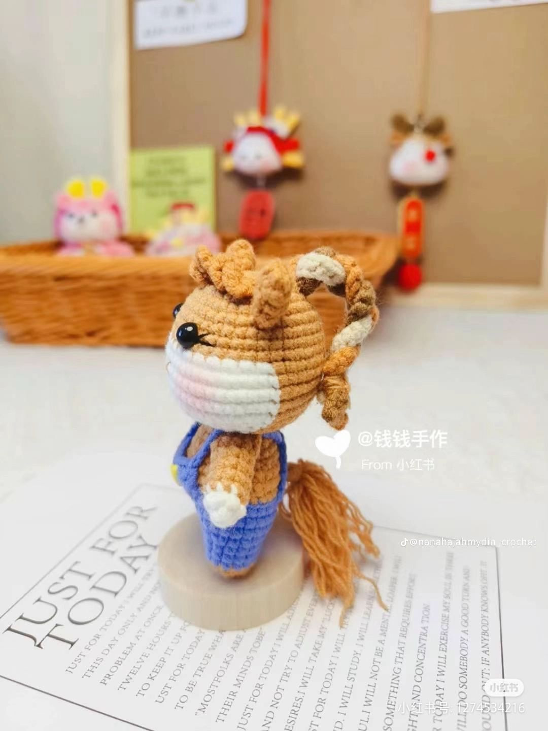 Hướng dẫn móc len búp bê khỉ và gà dễ thương