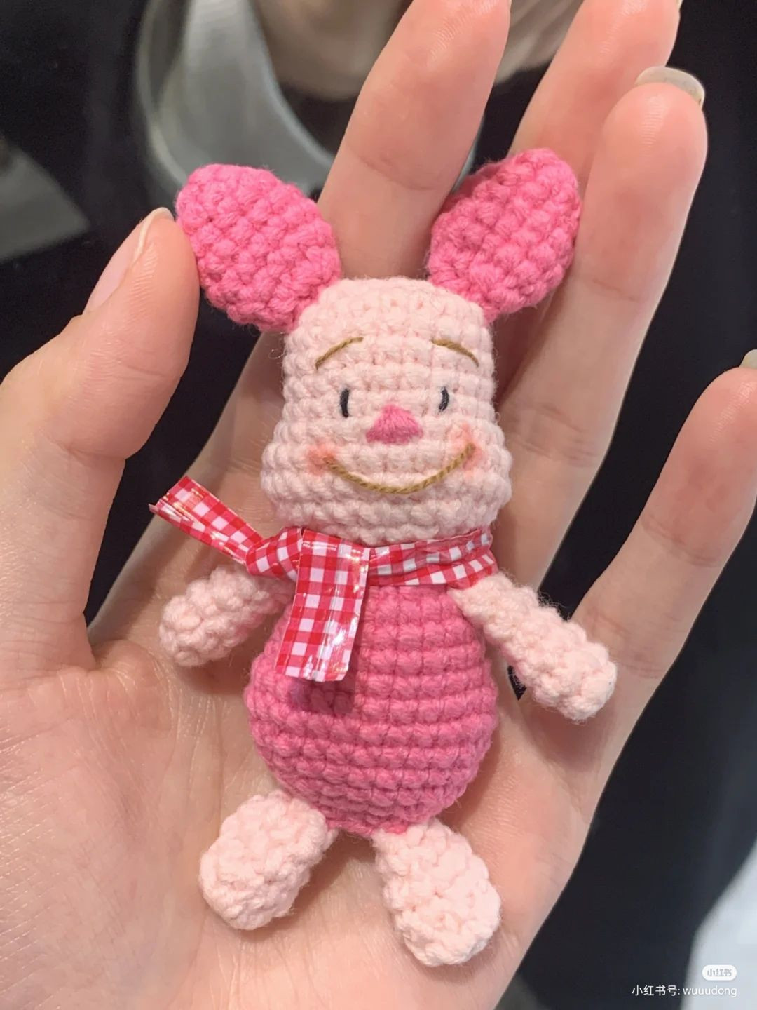 Hướng dẫn móc len búp bê Mèo và Lợn Peppa màu hồng dễ thương