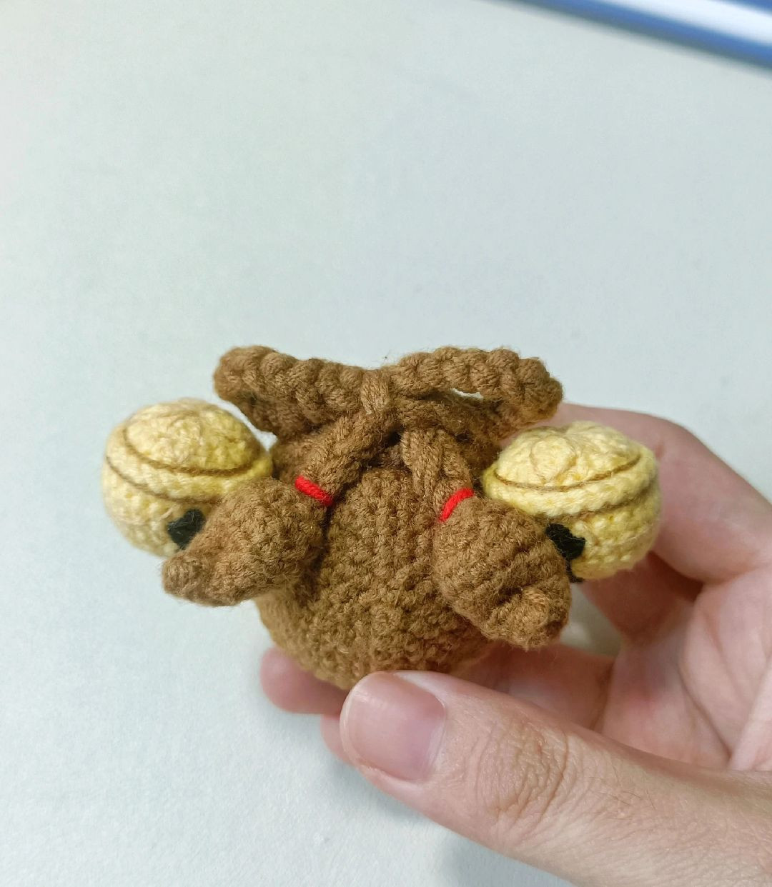 Hướng dẫn móc len búp bê tóc nâu mắt đỏ