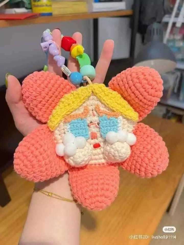 Hướng dẫn móc len chi tiết: Búp bê thỏ, Gấu Pooh và Gà Trứng với bảng chỉ dẫn từng bước