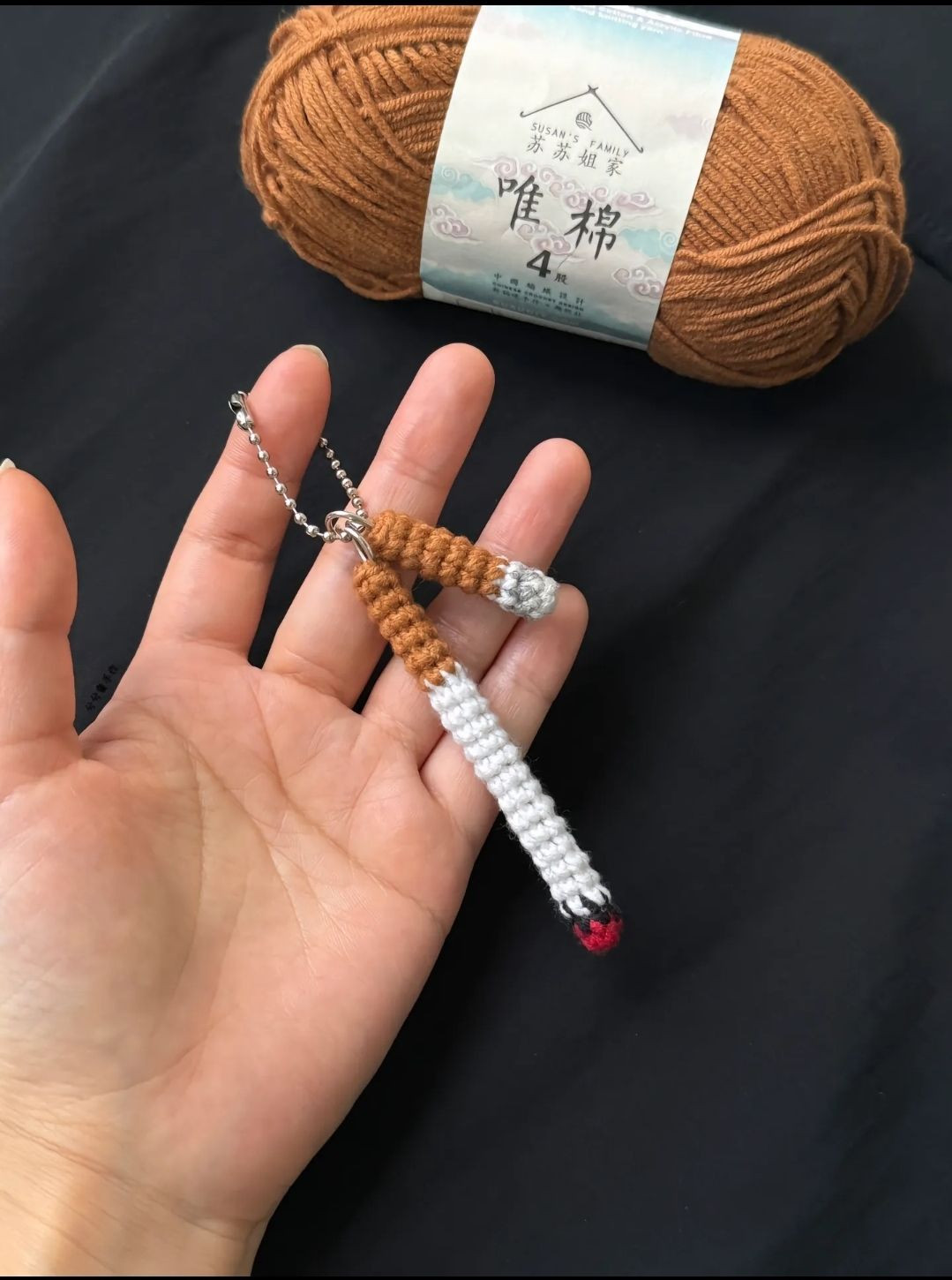 Hướng dẫn móc len chìa khóa hình điếu thuốc