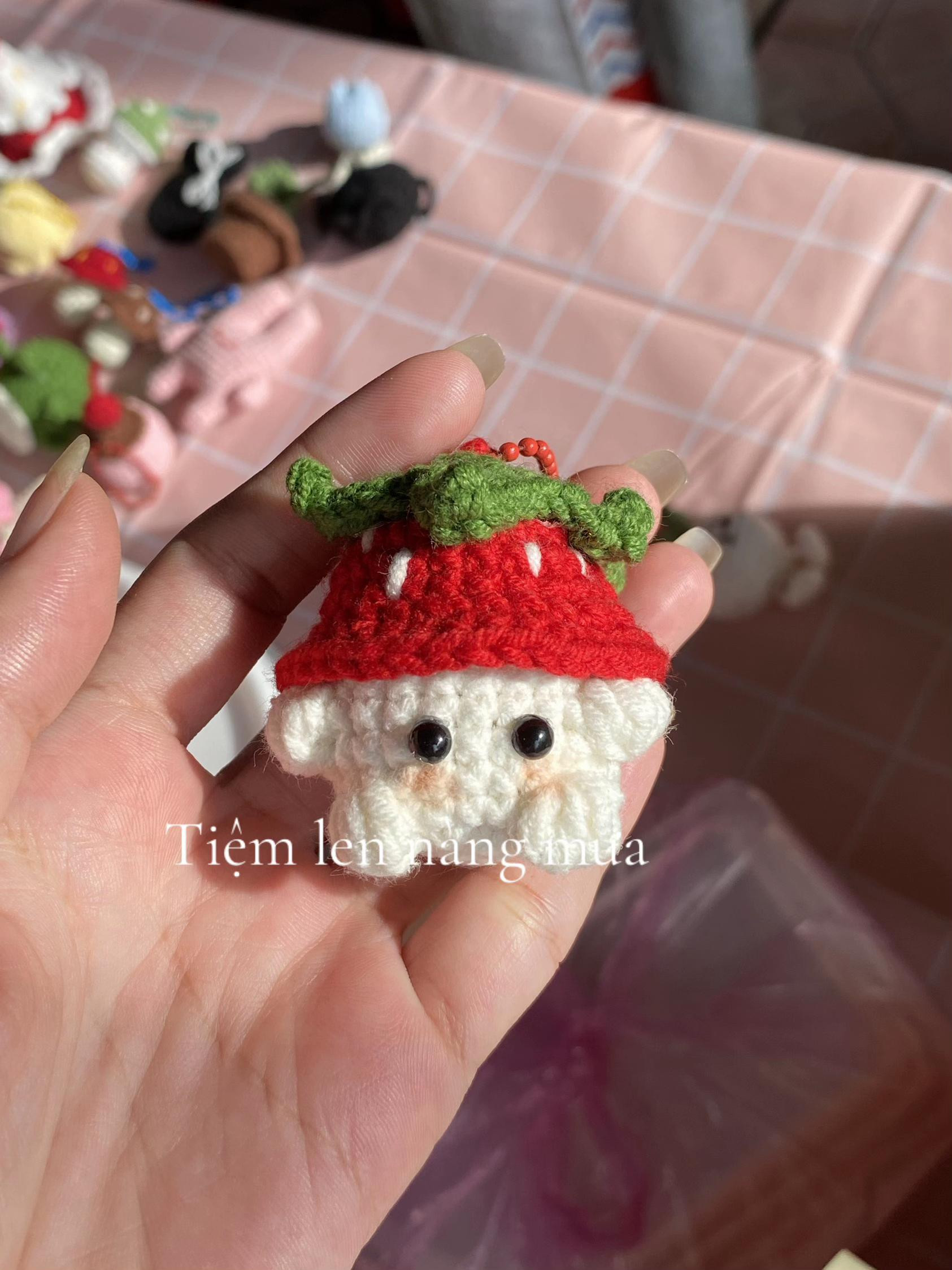 Hướng dẫn móc len chìa khóa nấm đội mũ dễ thương