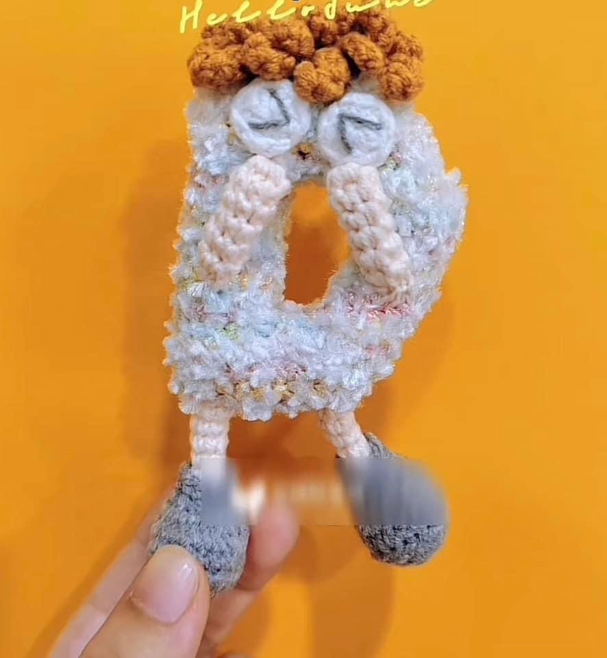 Hướng dẫn móc len chữ D hình người dễ thương