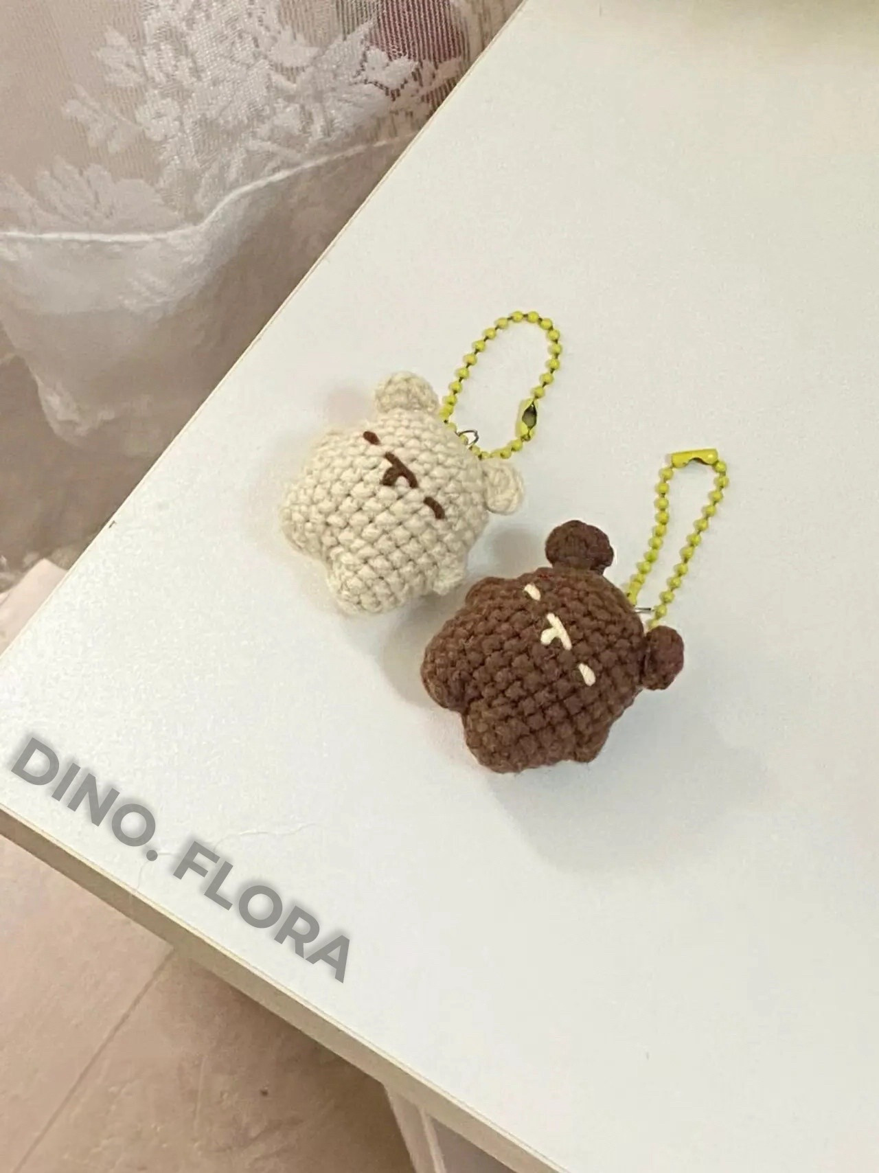 Hướng dẫn móc len gấu bông hình chìa khóa nâu và trắng dễ thương