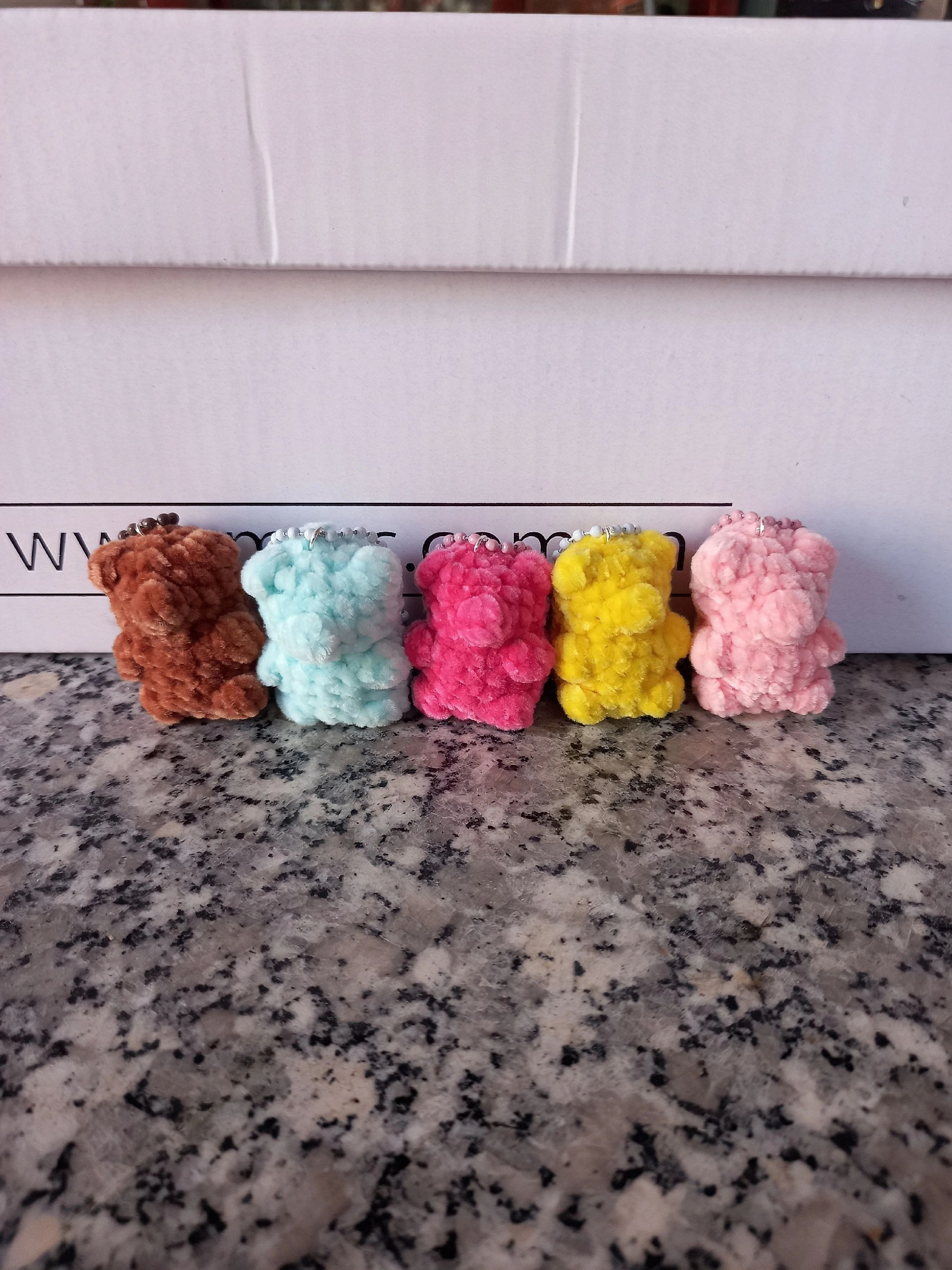 Hướng dẫn móc len Gấu Kẹo Dẻo nhiều màu sắc dễ thương