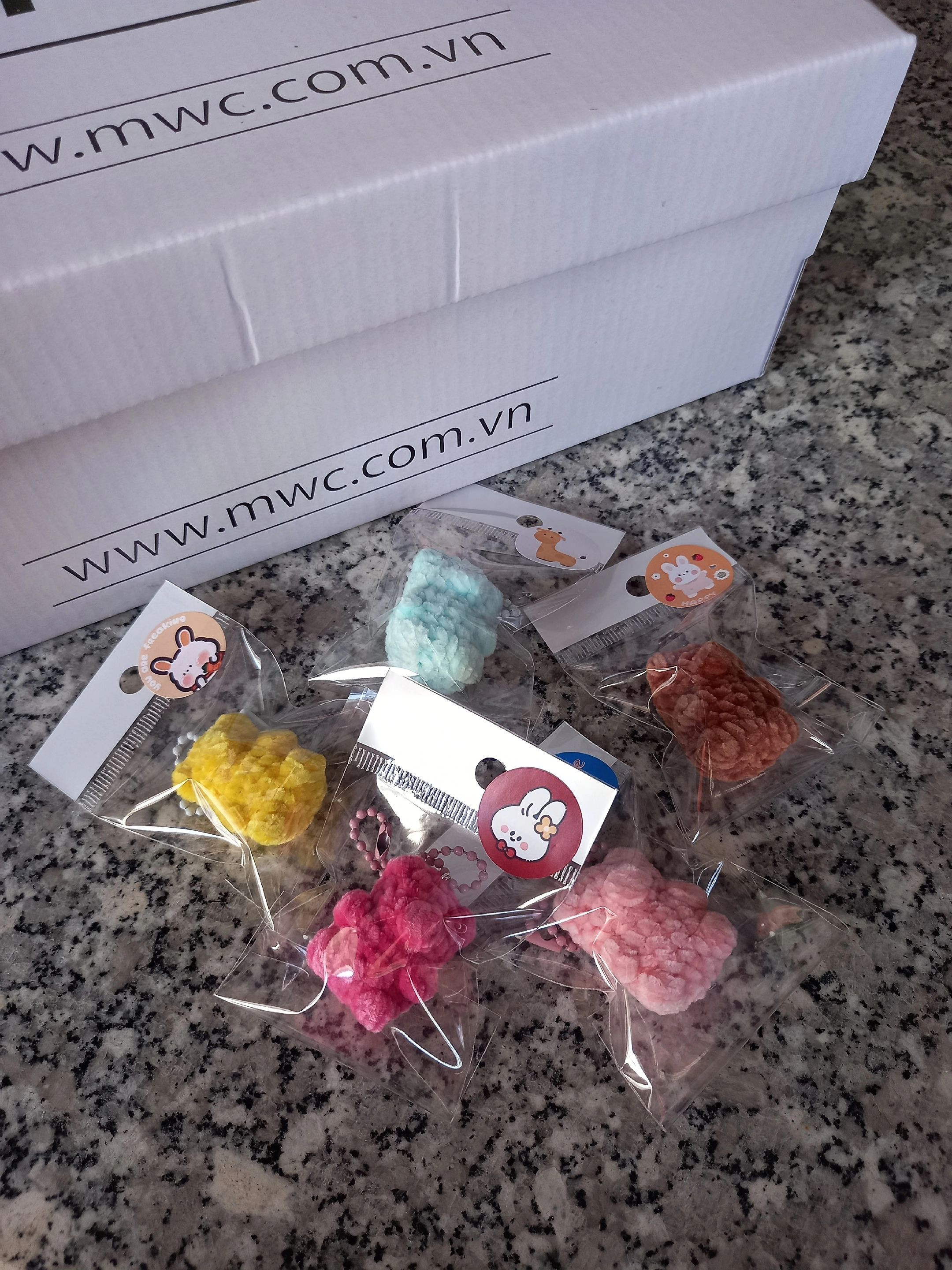 Hướng dẫn móc len Gấu Kẹo Dẻo nhiều màu sắc dễ thương