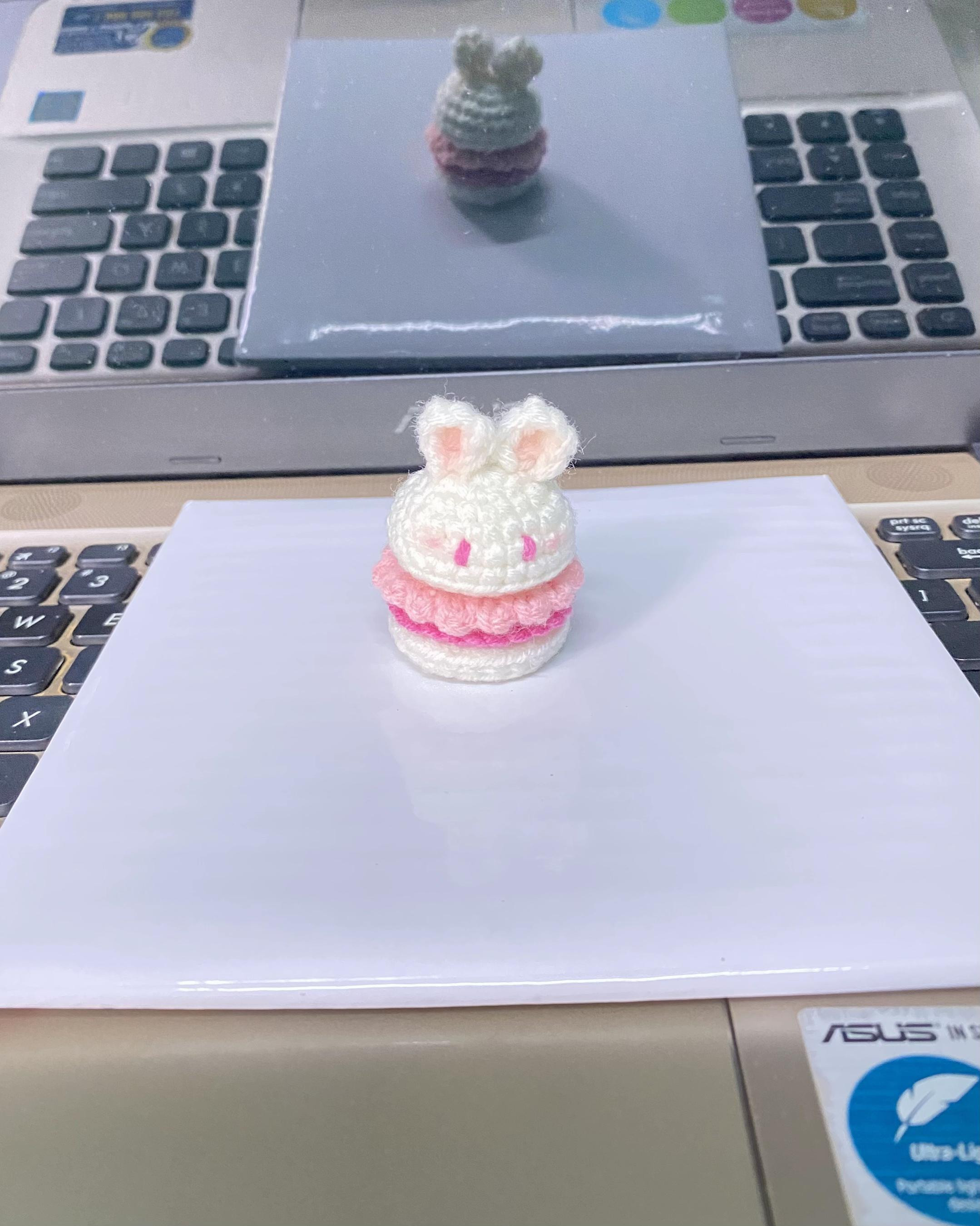 Hướng dẫn móc len Hamburger Thỏ màu hồng trắng