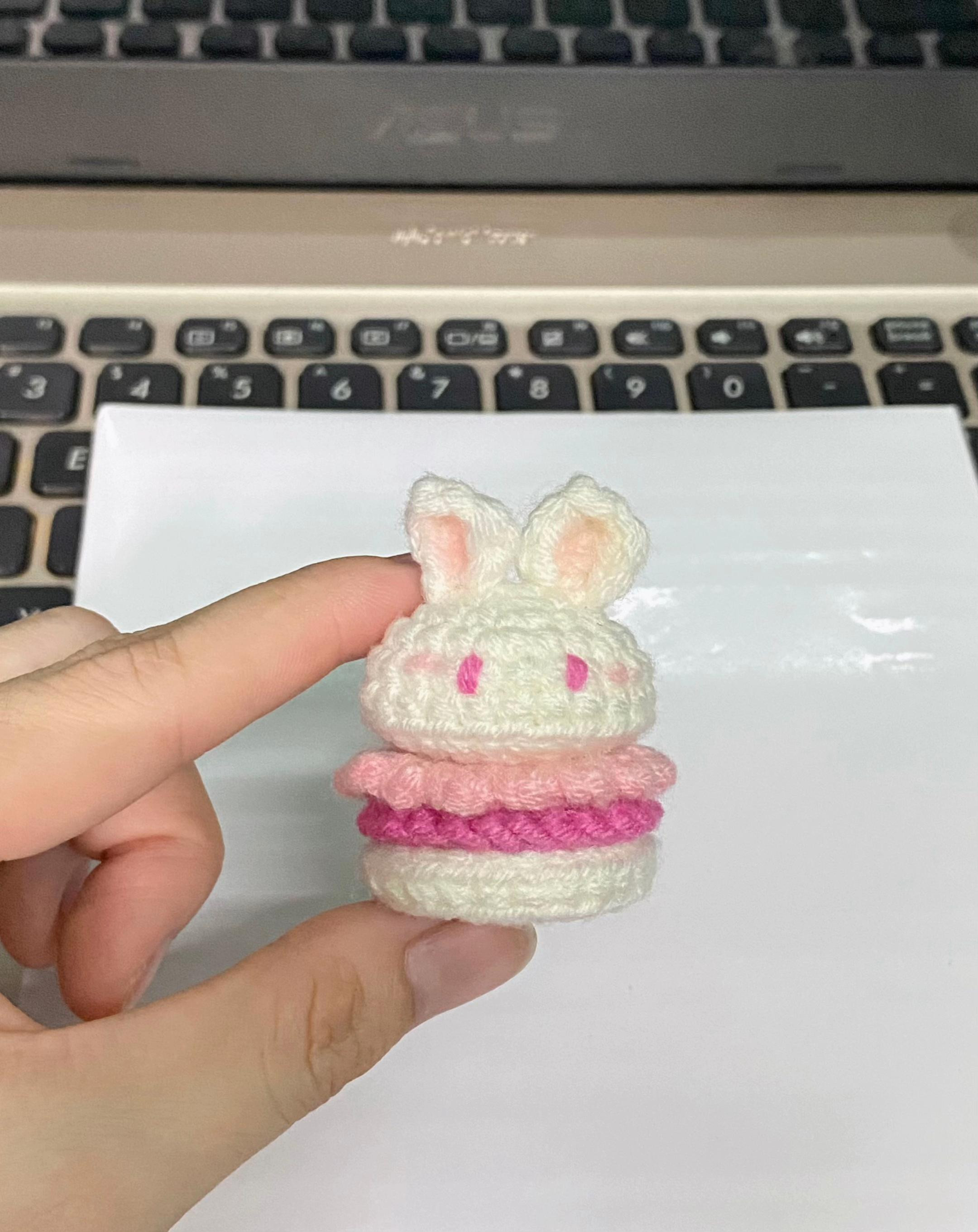 Hướng dẫn móc len Hamburger Thỏ màu hồng trắng