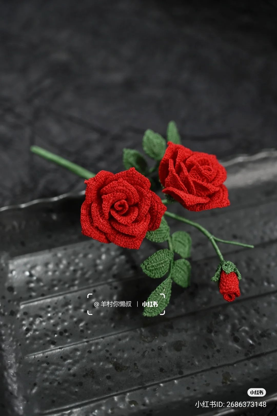 Hướng dẫn móc len hoa hồng đỏ chi tiết