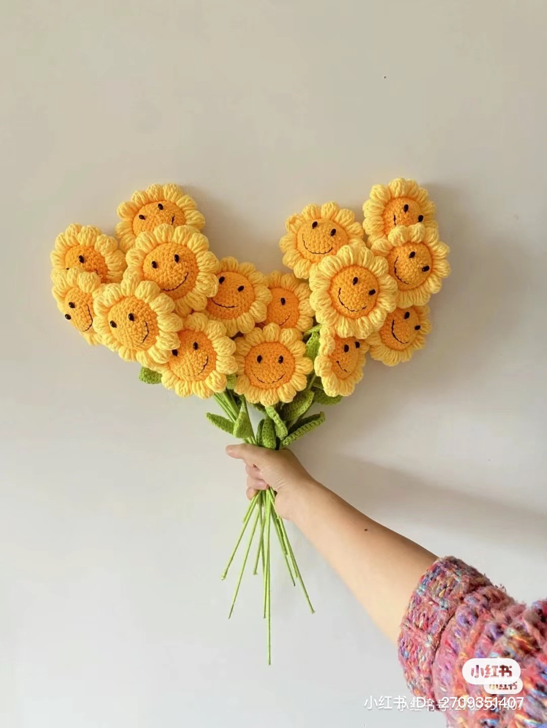 Hướng dẫn móc len hoa hướng dương mặt cười, chậu và đất chi tiết