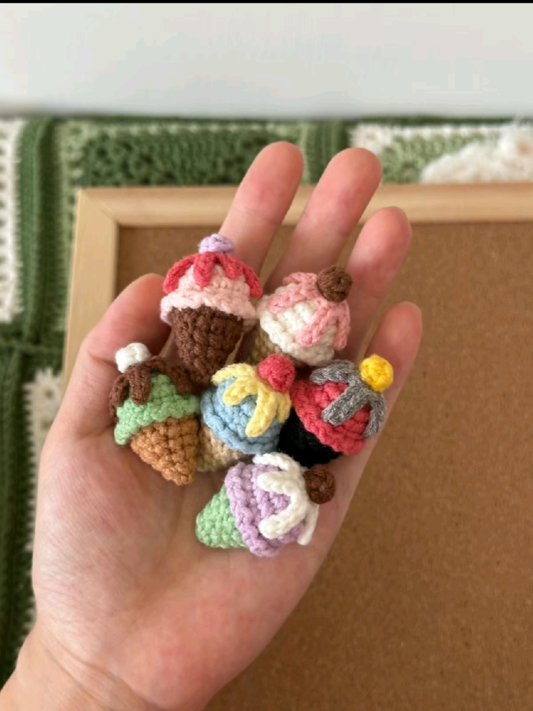 Hướng dẫn móc len kem que dễ thương nhiều màu sắc