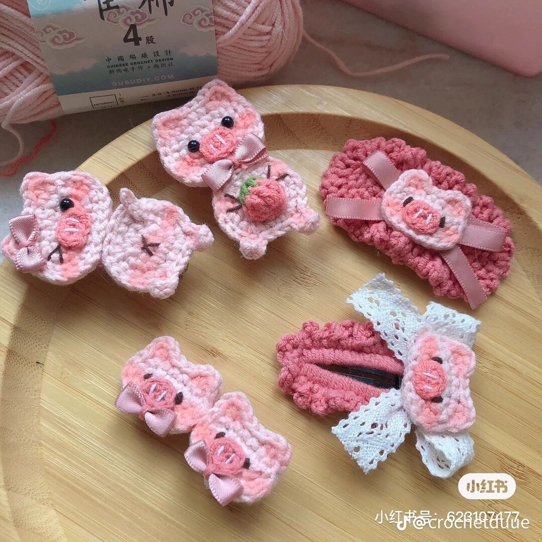 Hướng dẫn móc len kẹp tóc hình heo hồng và gấu teddy dễ thương, bảng chart chi tiết từng hàng
