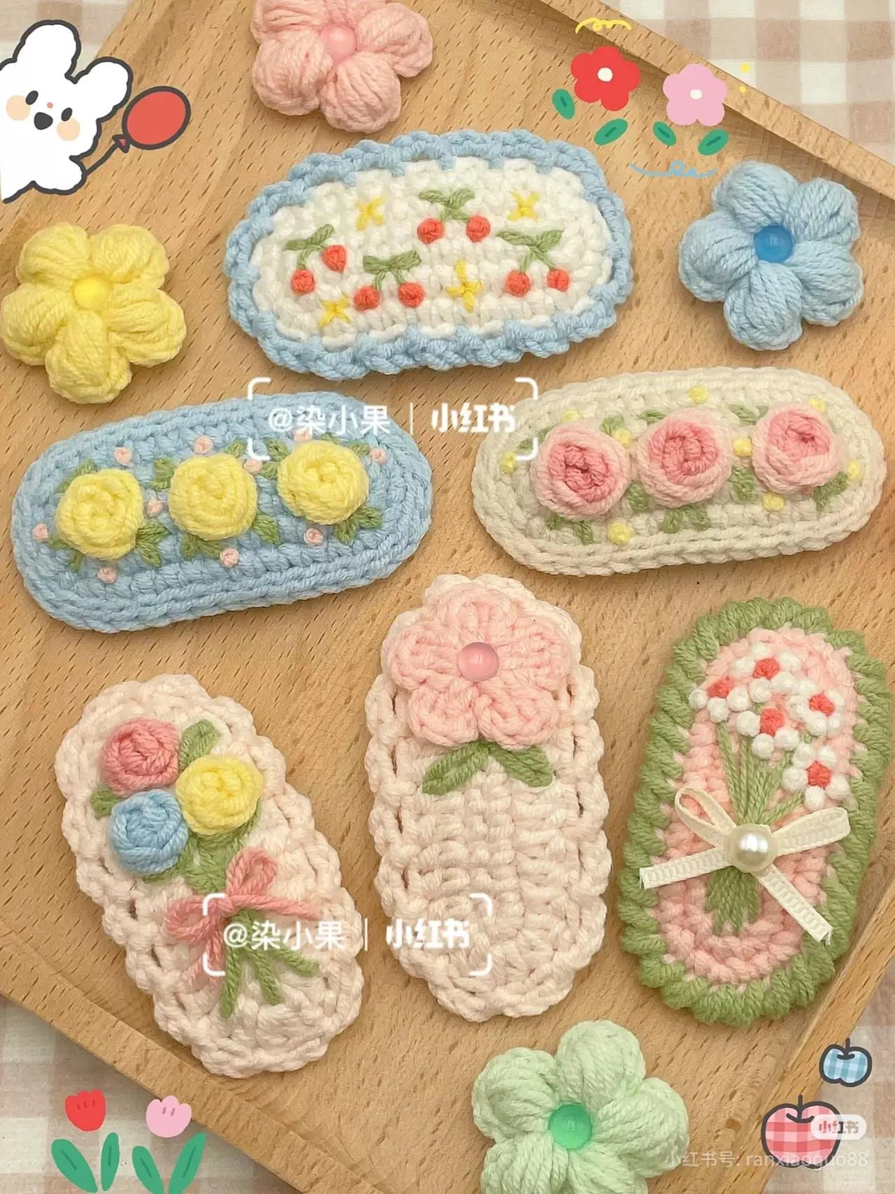 Hướng dẫn móc len kẹp tóc hoa hồng và hoa cúc pastel