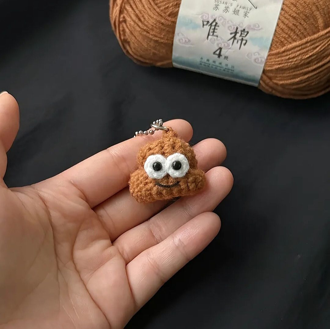 Hướng dẫn móc len mặt cười và cuộn giấy vệ sinh dễ thương