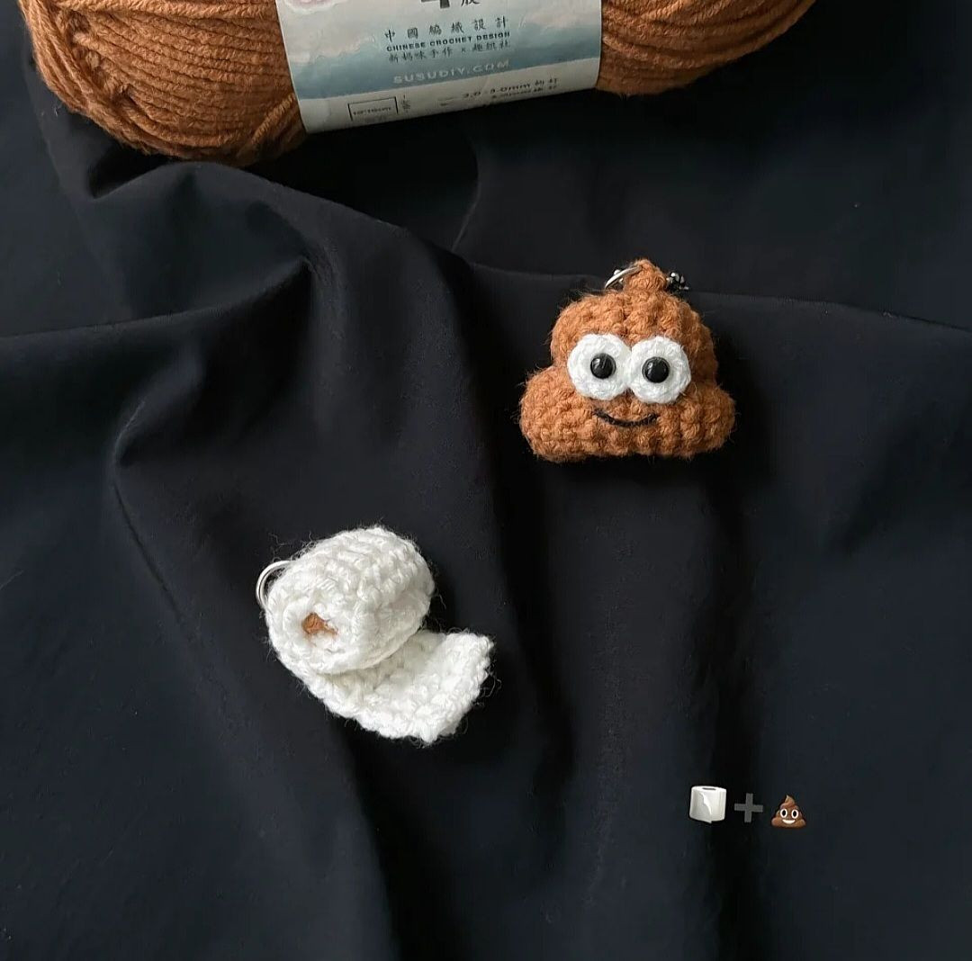 Hướng dẫn móc len mặt cười và cuộn giấy vệ sinh dễ thương