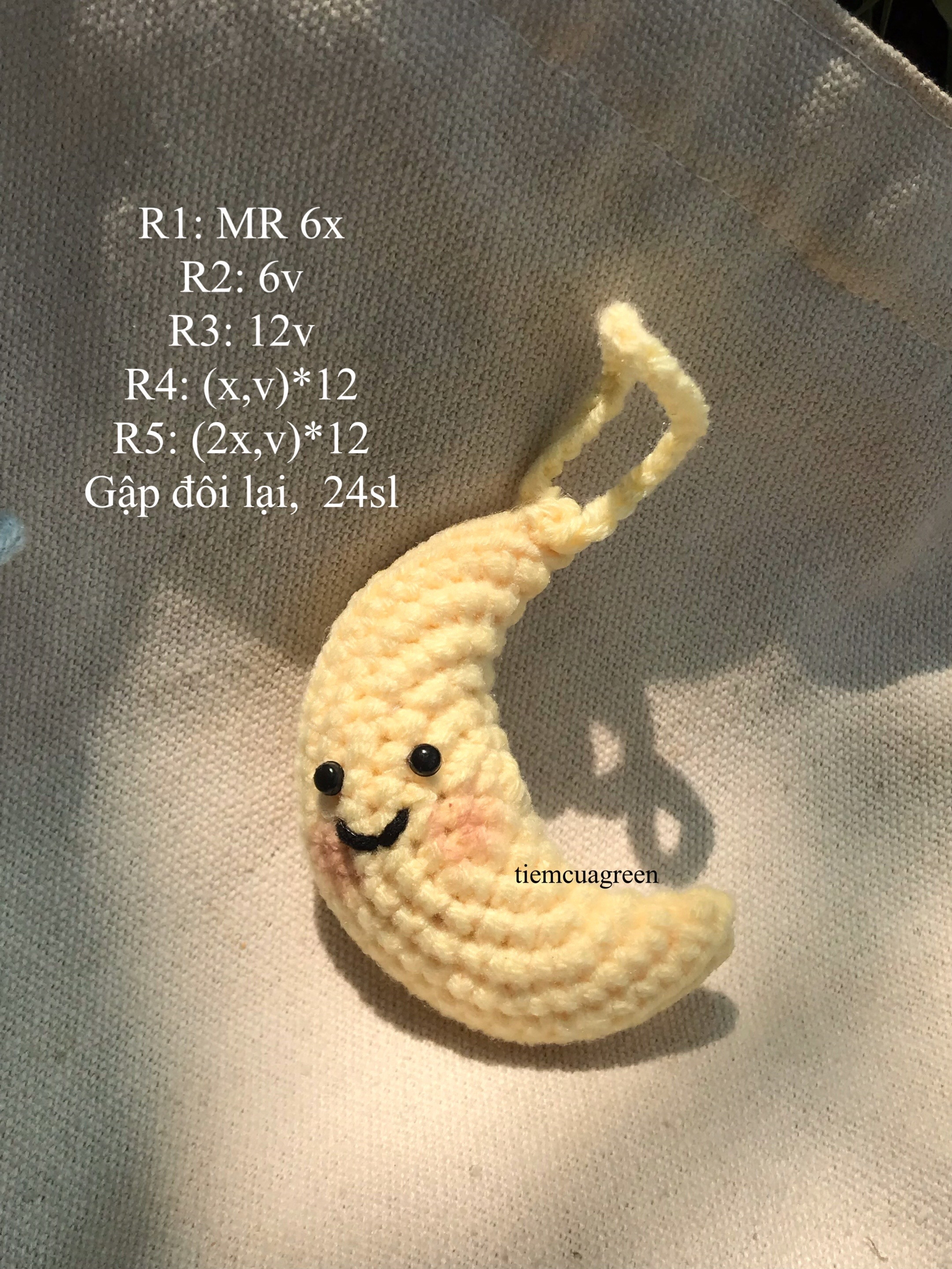 Hướng dẫn móc len mặt trăng và ngôi sao dễ thương