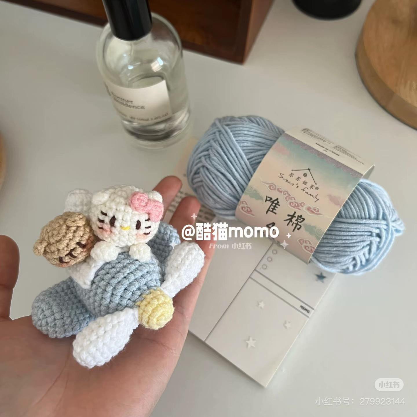 Hướng dẫn móc len máy bay Hello Kitty và Gấu nhỏ dễ thương