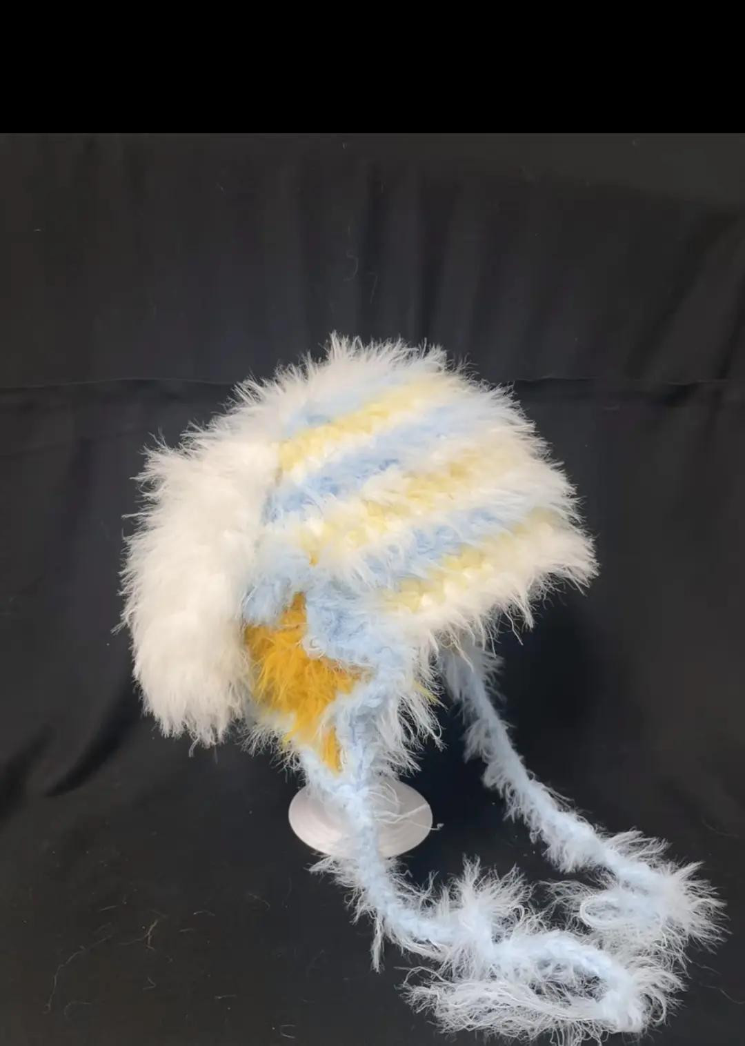 Hướng dẫn móc len mũ thỏ ngôi sao sọc xanh trắng vàng