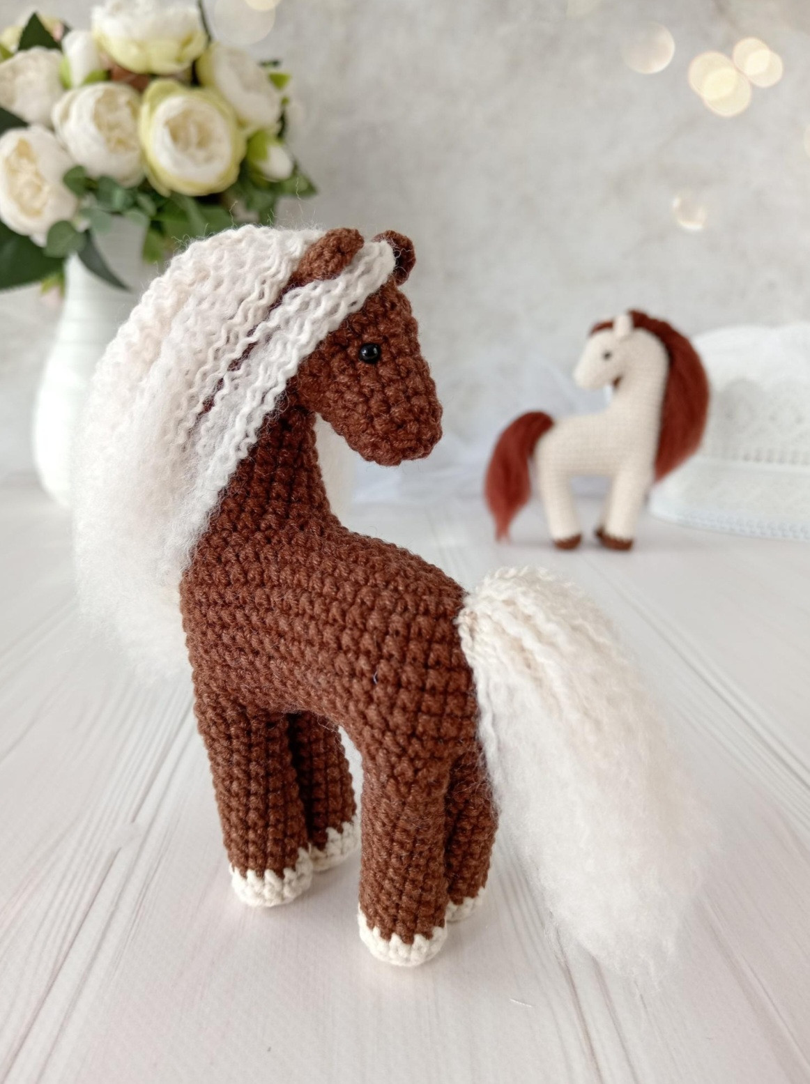 Hướng dẫn móc len Poni Pony trên lòng bàn tay