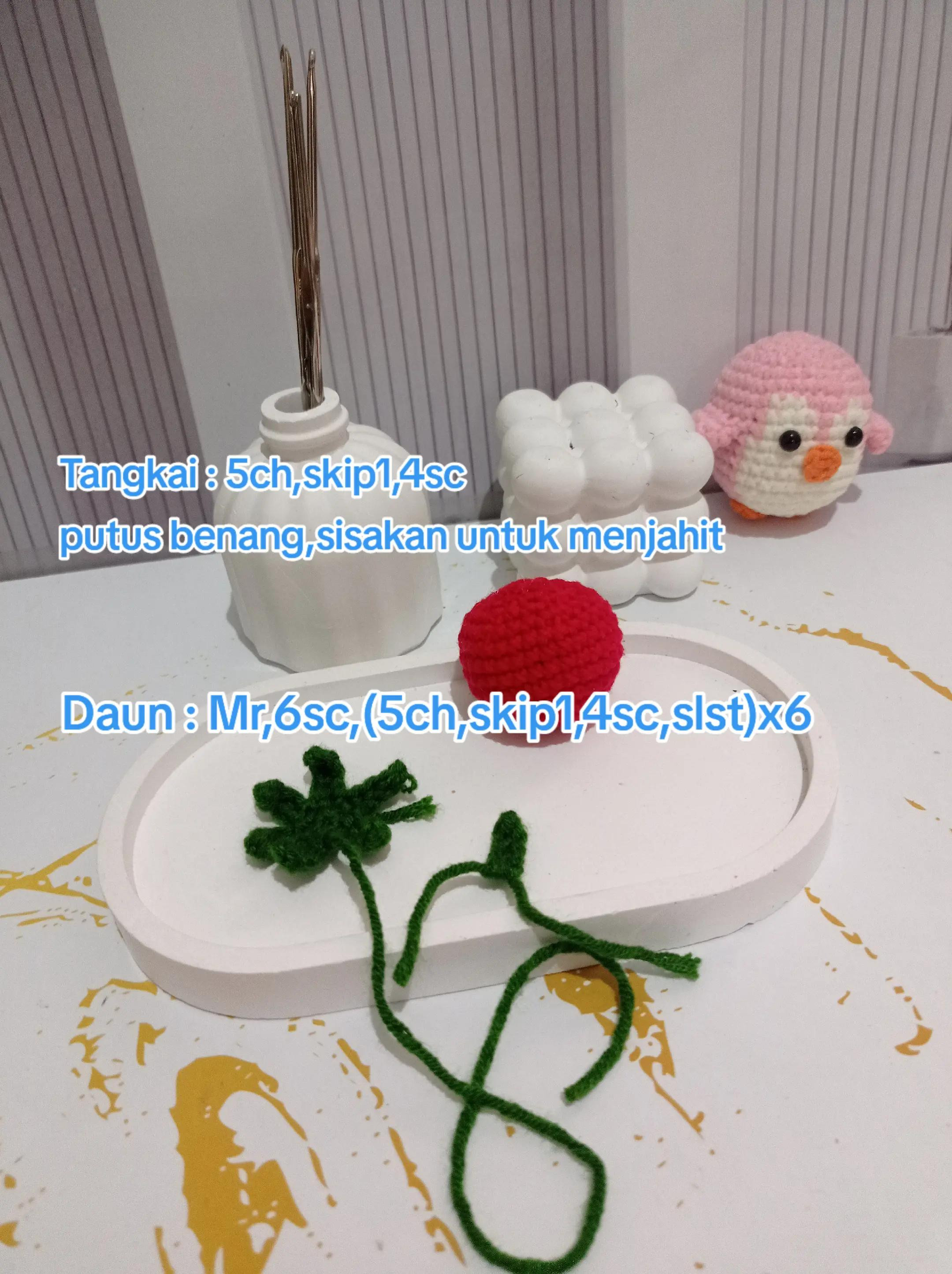 Hướng dẫn móc len quả cà chua đỏ dễ thương đơn giản