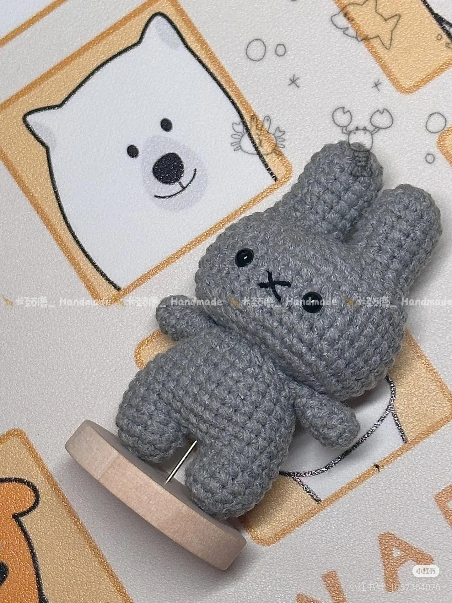 Hướng dẫn móc len Thỏ Miffy màu xám dễ thương