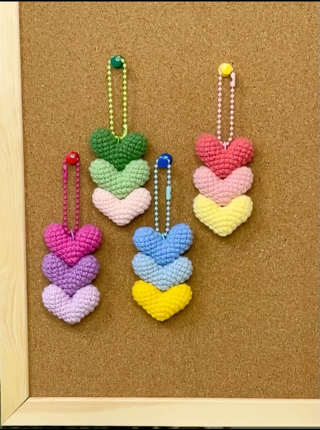 Hướng dẫn móc len trái tim nhiều màu sắc