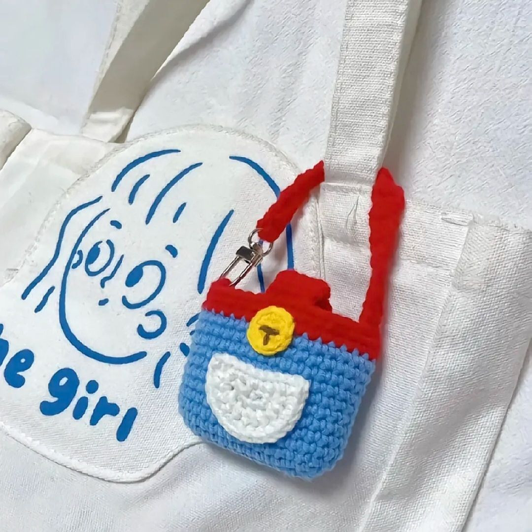 Hướng dẫn móc len ví tai nghe Doremon màu xanh đỏ