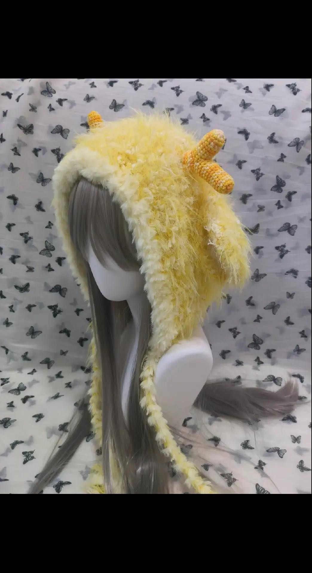 Hướng dẫn móc mũ tuần lộc màu vàng lông xù