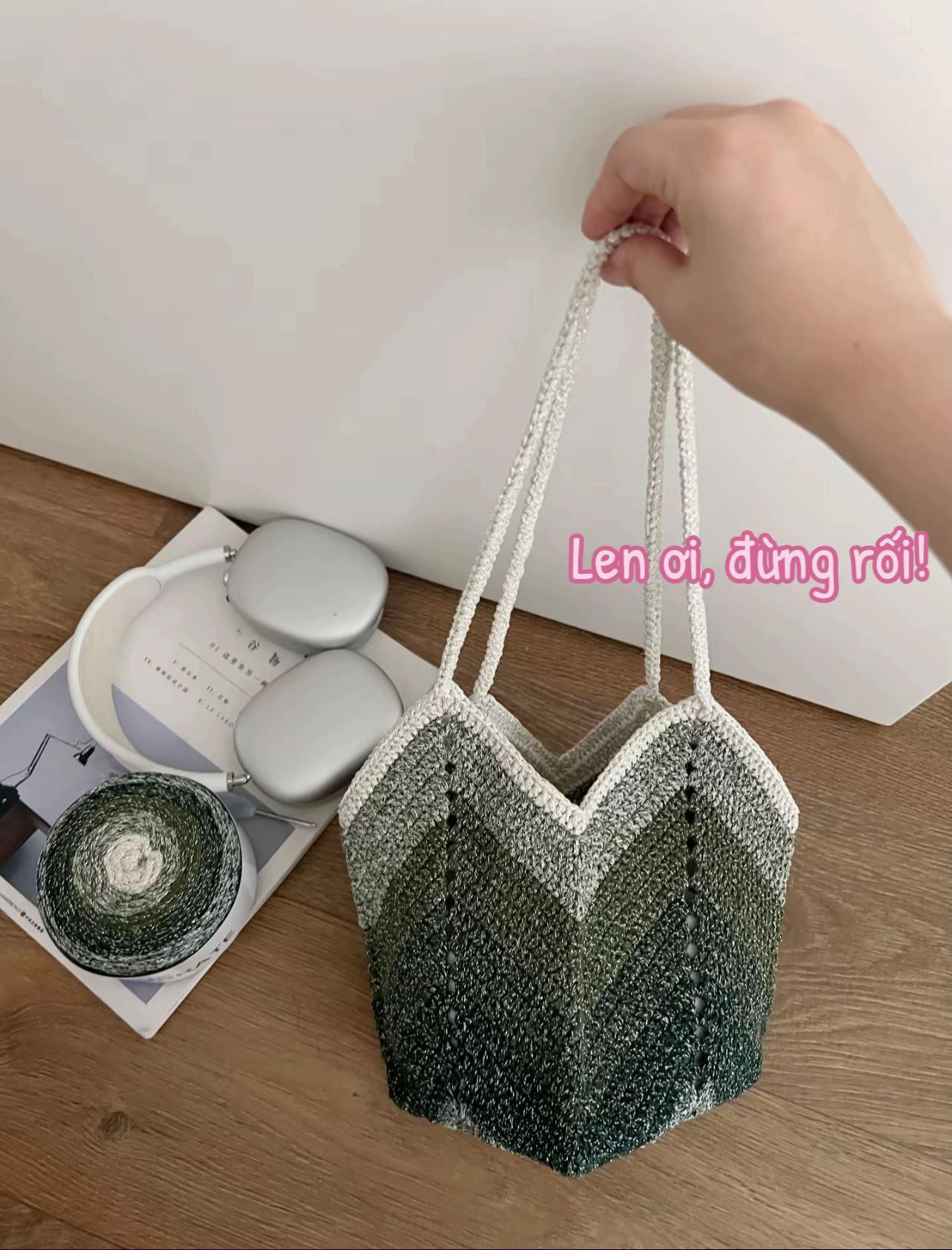 Hướng dẫn móc túi len màu xanh gradient kèm chart chi tiết