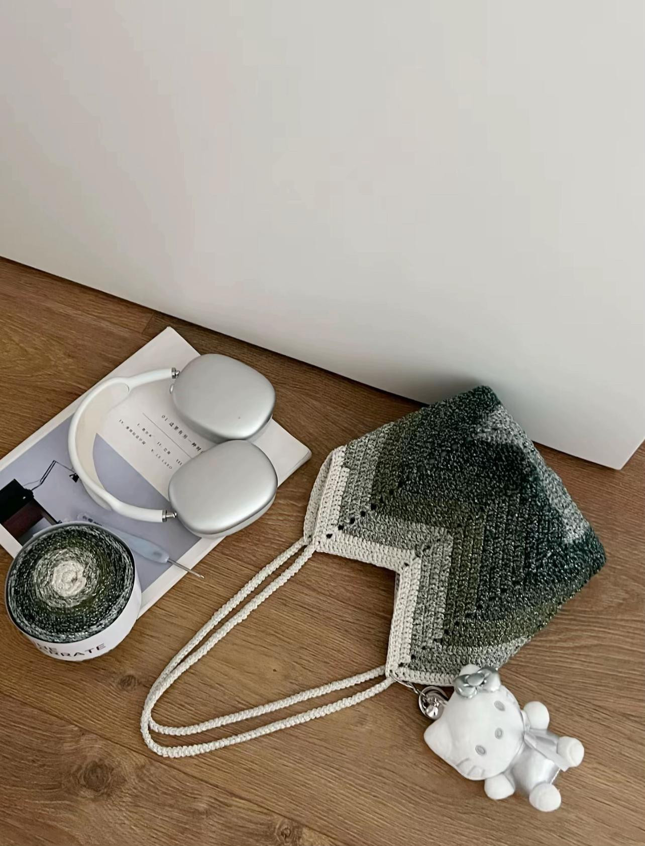 Hướng dẫn móc túi len màu xanh gradient kèm chart chi tiết