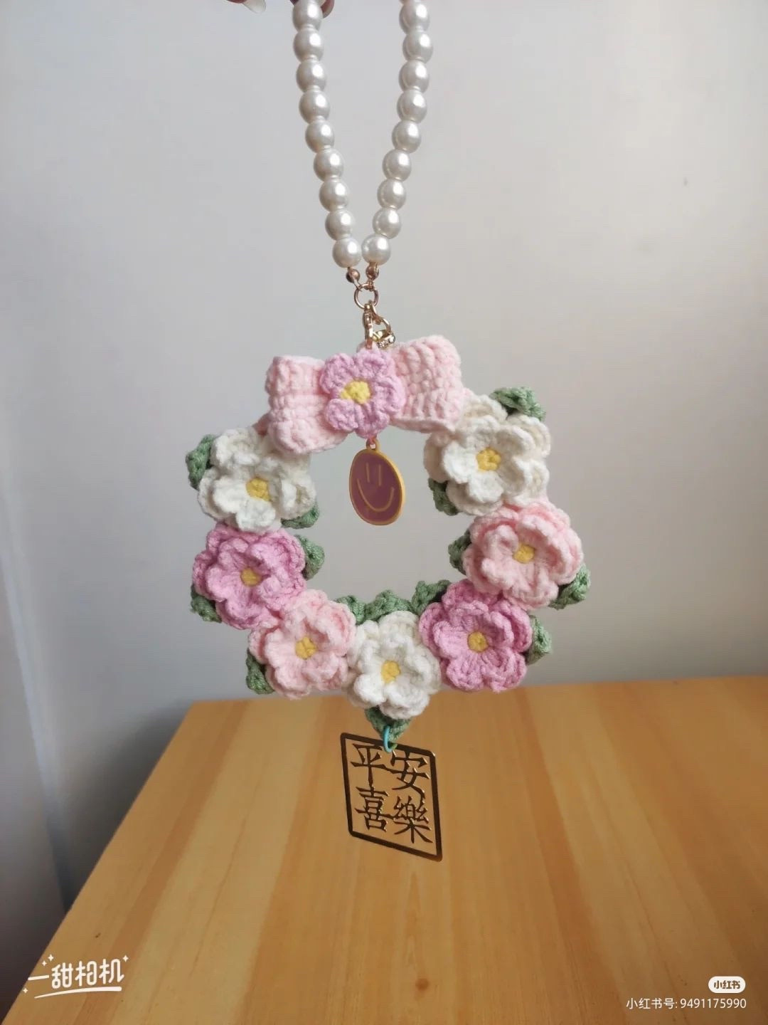 Hướng dẫn móc vòng hoa treo xe màu tím hồng