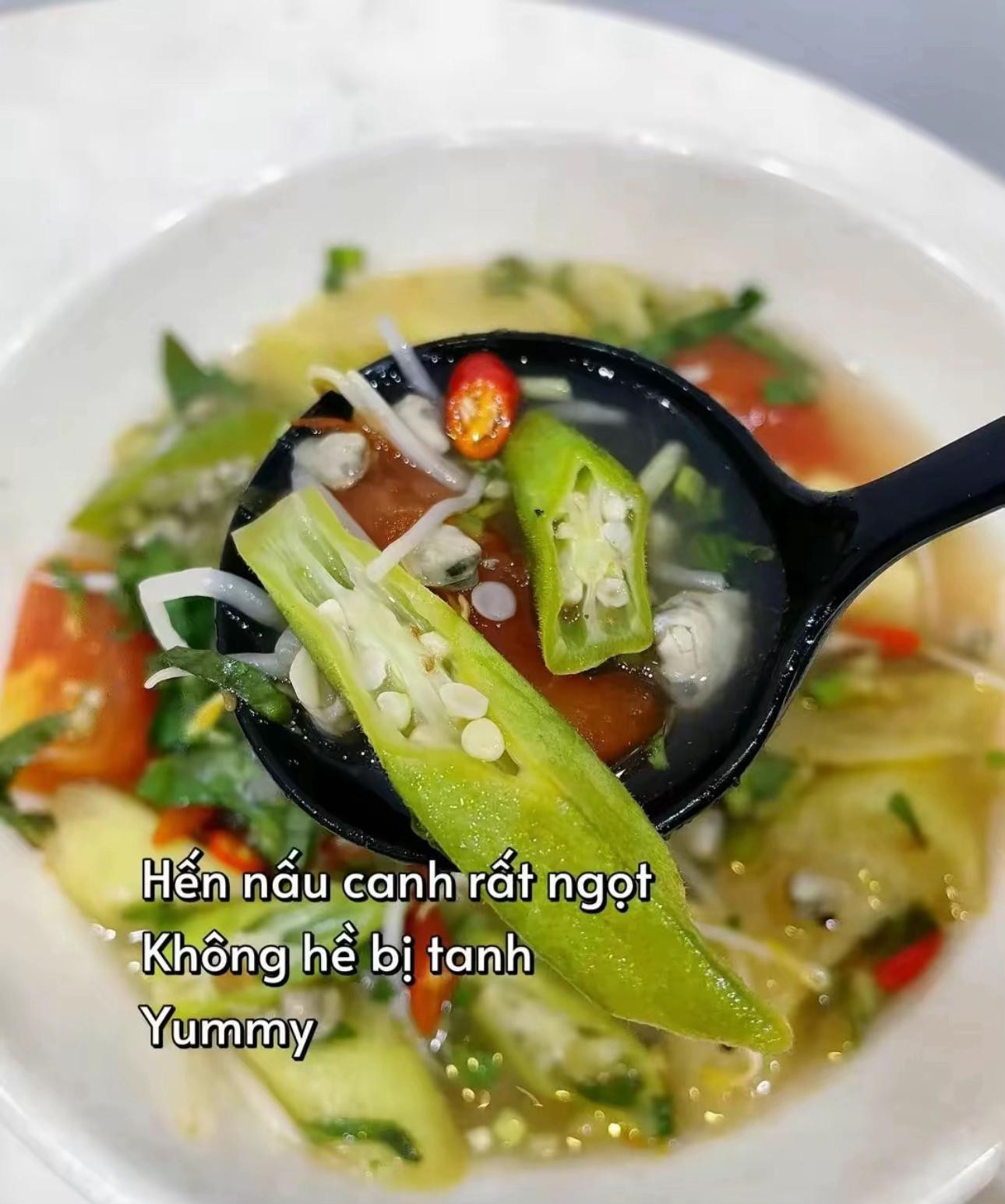 Hướng dẫn nấu Canh Chua Hến thanh mát giải nhiệt với me, cà chua và rau xanh