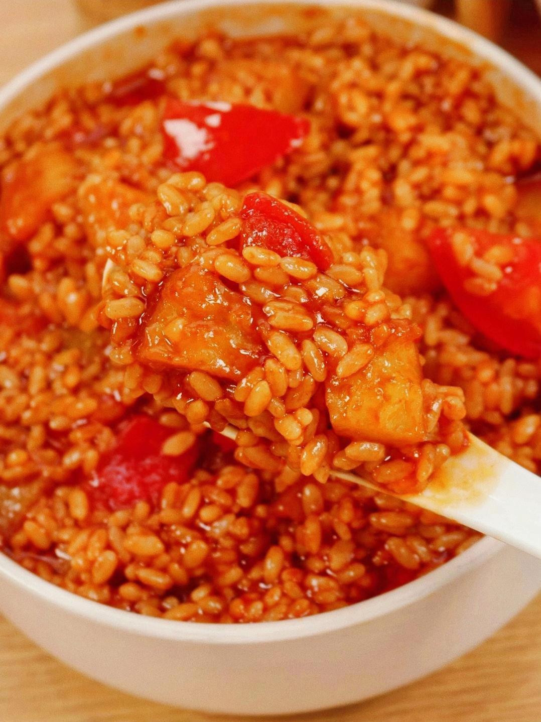 Hướng dẫn nấu cơm sốt cà chua khoai tây chiên ngon tuyệt, cách làm đơn giản