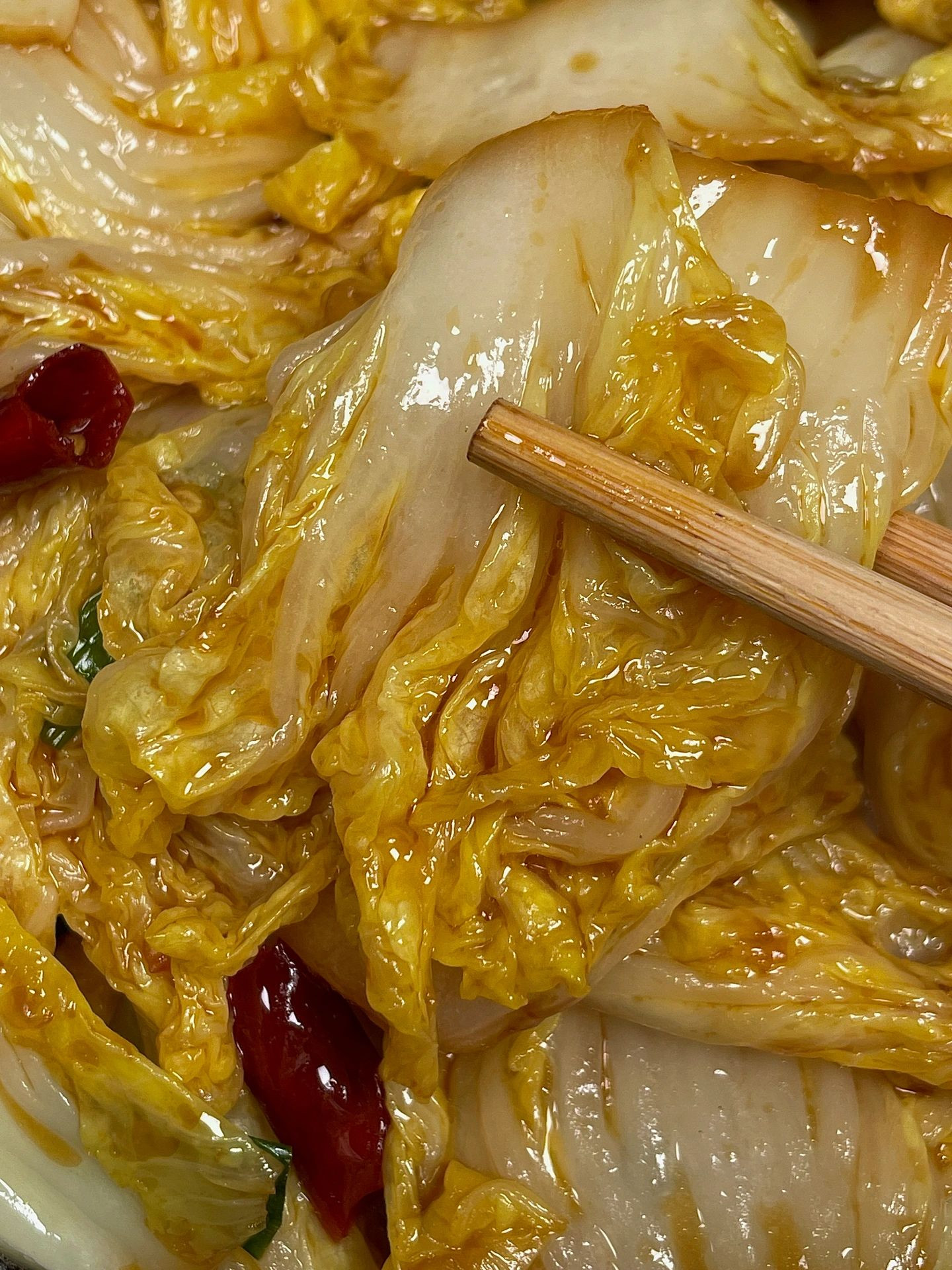 Hướng dẫn nấu món cải thảo xào tỏi ớt đơn giản, ngon miệng