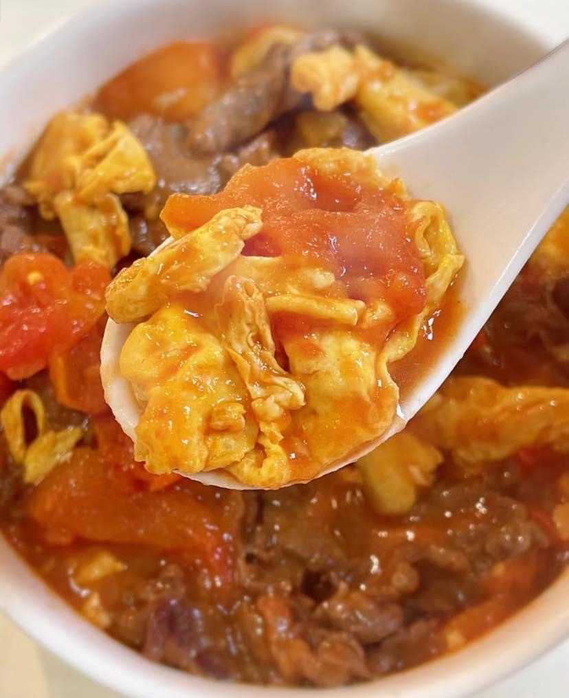 Hướng dẫn nấu món thịt bò xào trứng với cà chua ngon tuyệt