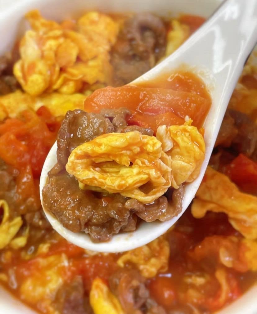 Hướng dẫn nấu món thịt bò xào trứng với cà chua ngon tuyệt