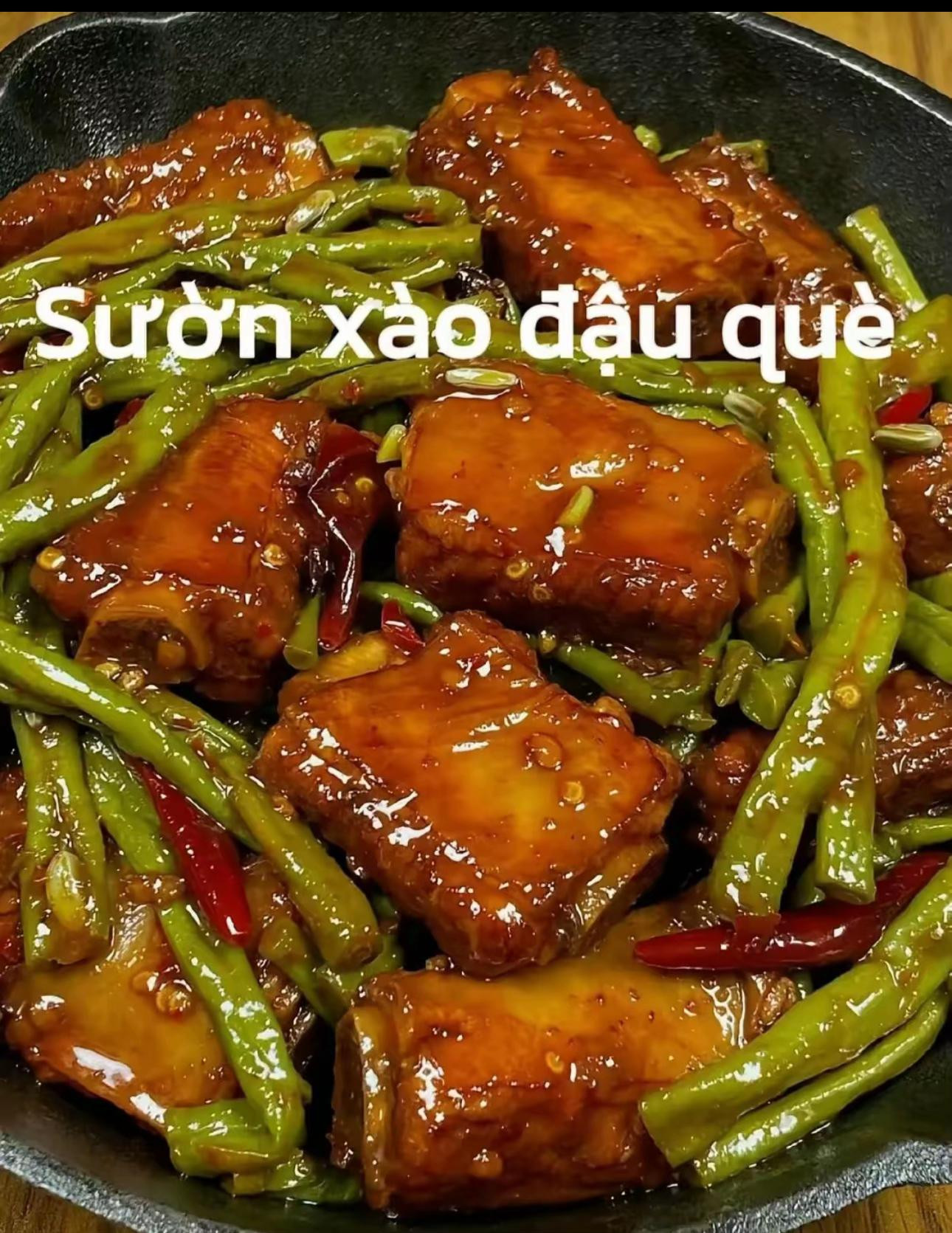 Hướng dẫn nấu sườn xào đậu que ngon miệng, sốt đậm đà