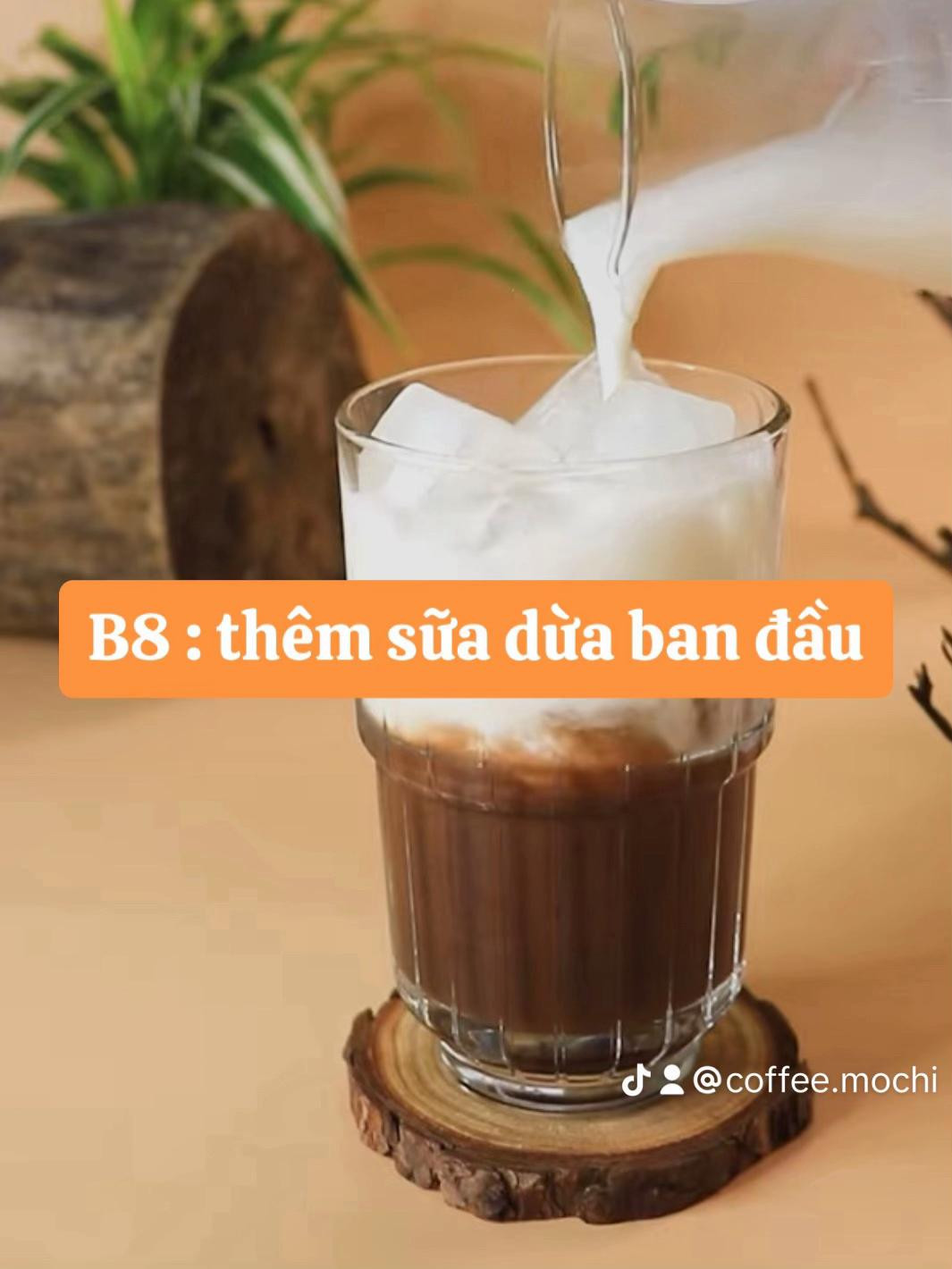 Hướng dẫn pha chế Cà phê sữa dừa mát lạnh với nước cốt dừa và sữa tươi