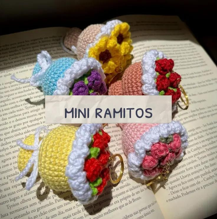 Ideas para tejer en ferias: fresas, ramos y patrones