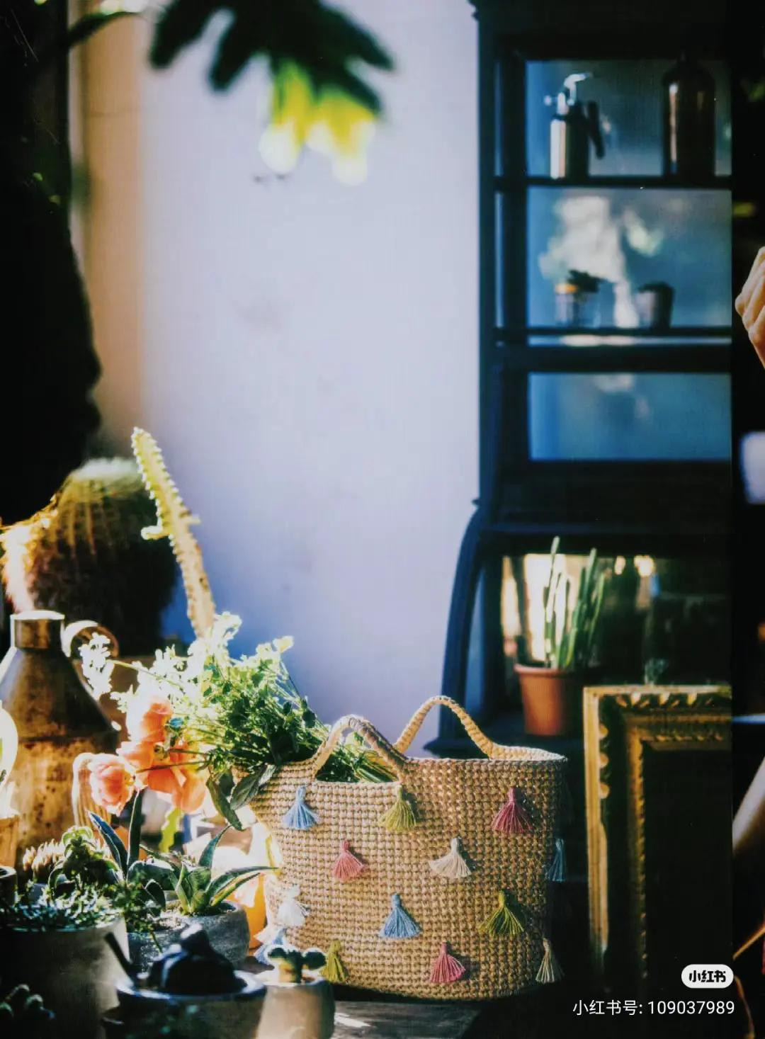 Japanese Crochet Pattern: Braiding Bag and Cago Bag with Bamboo Handle