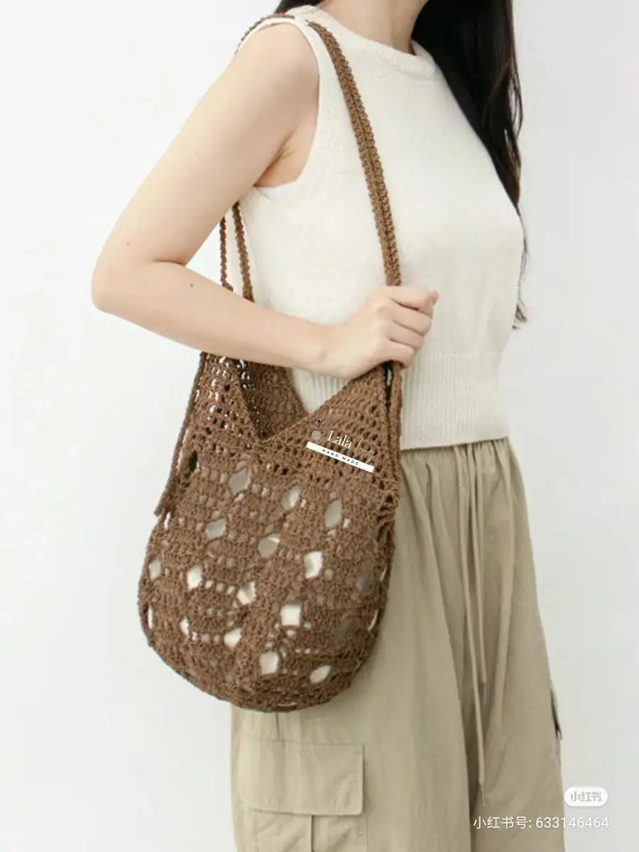 Japanese Crochet Patterns: Round Bag, Glasses Case and Top