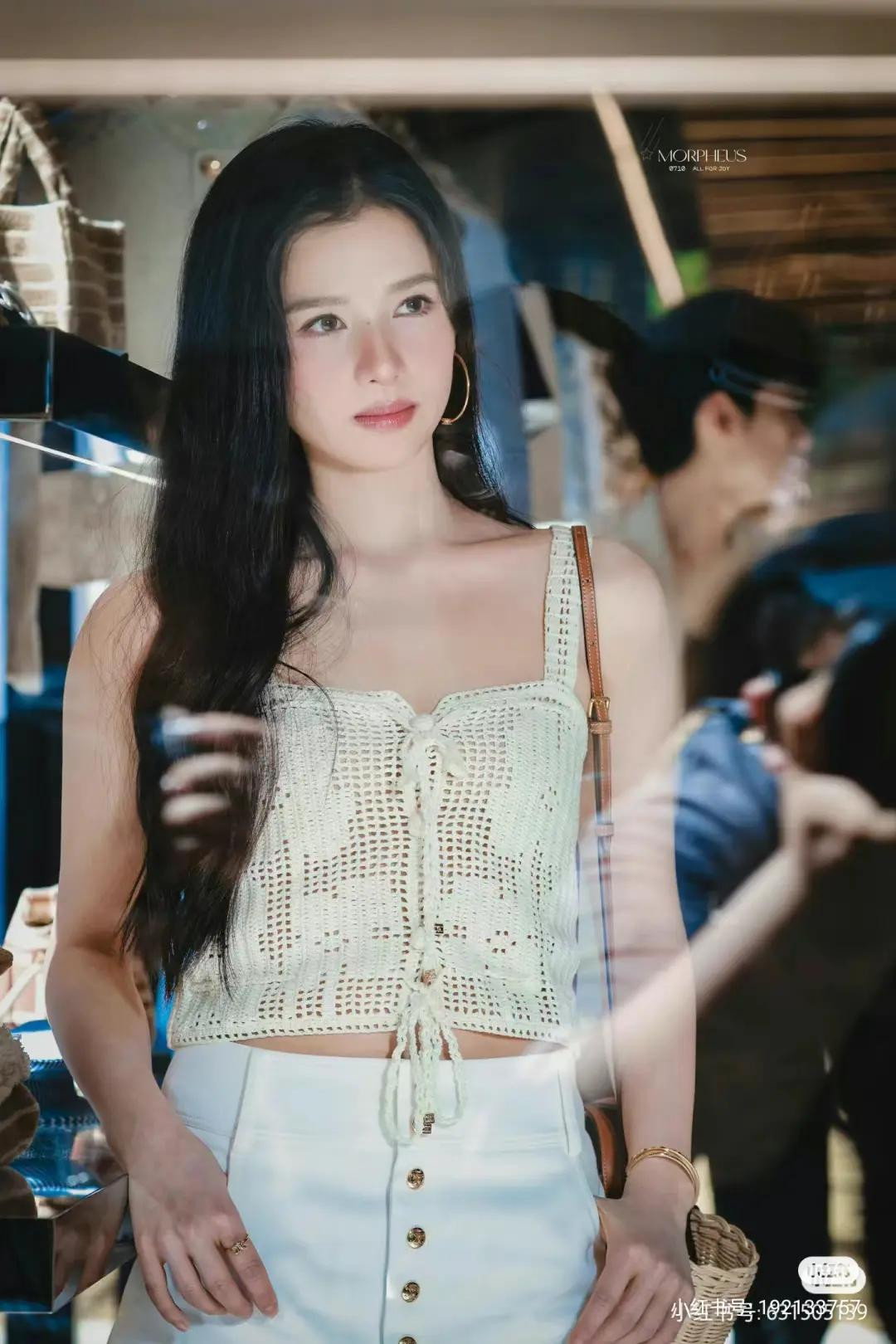 Japanese Crochet Vest Pattern with Detailed Charts and Sizing Diagrams