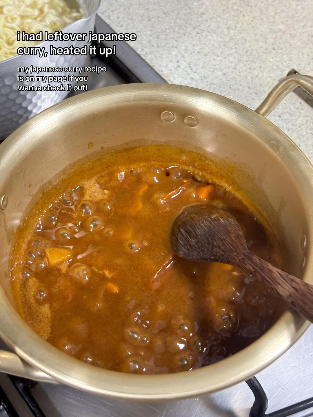 Japanese Curry Ramyeon with Scrambled Eggs