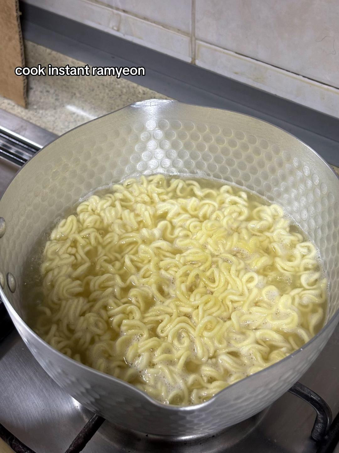 Japanese Curry Ramyeon with Scrambled Eggs