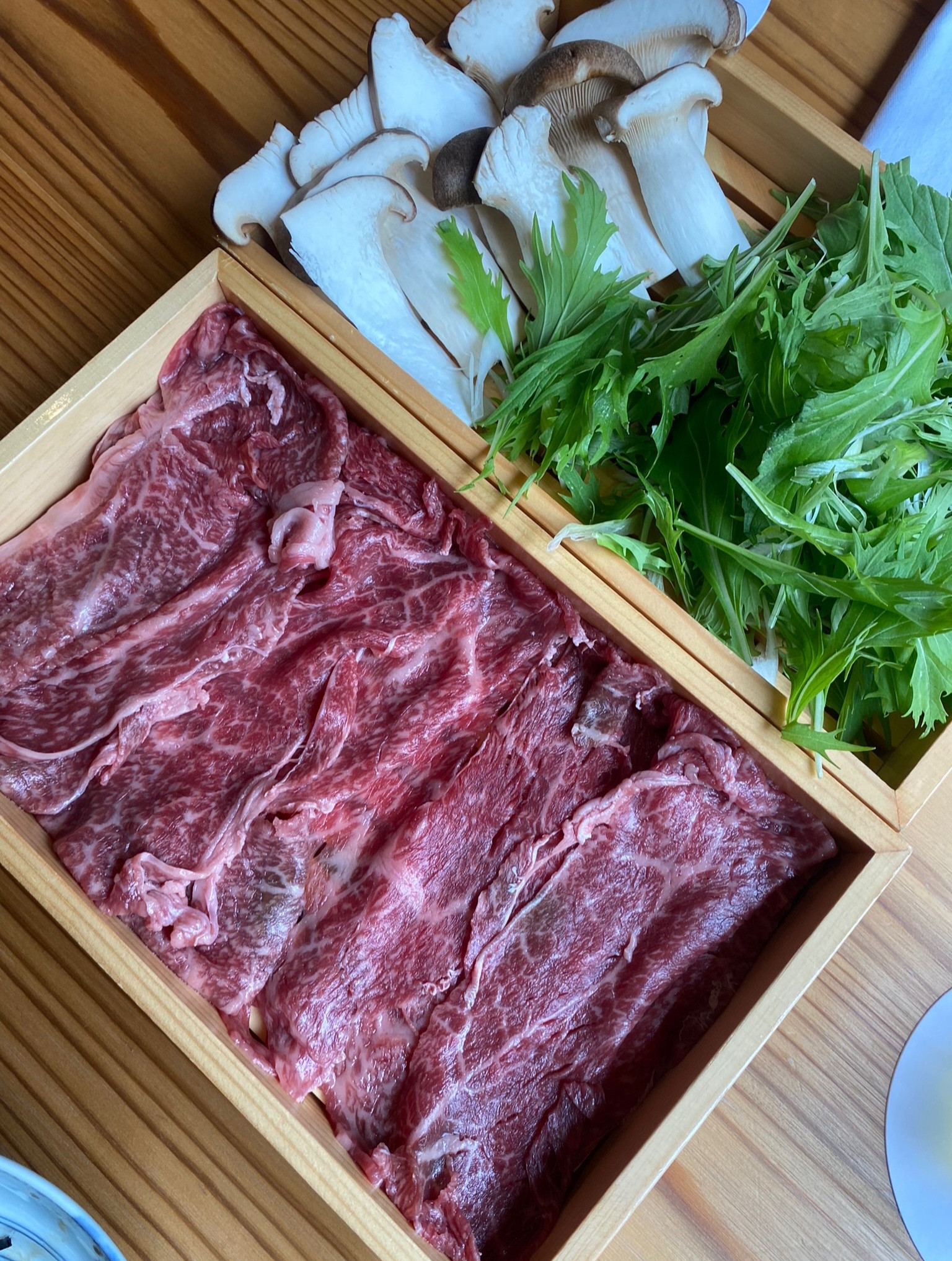 Japanese Lunch and Dinner Ideas at Shikaku Jakarta: Matcha Bask Cheesecake, Fried Cutlet with Tartar Sauce, and Premium Beef Hotpot Set