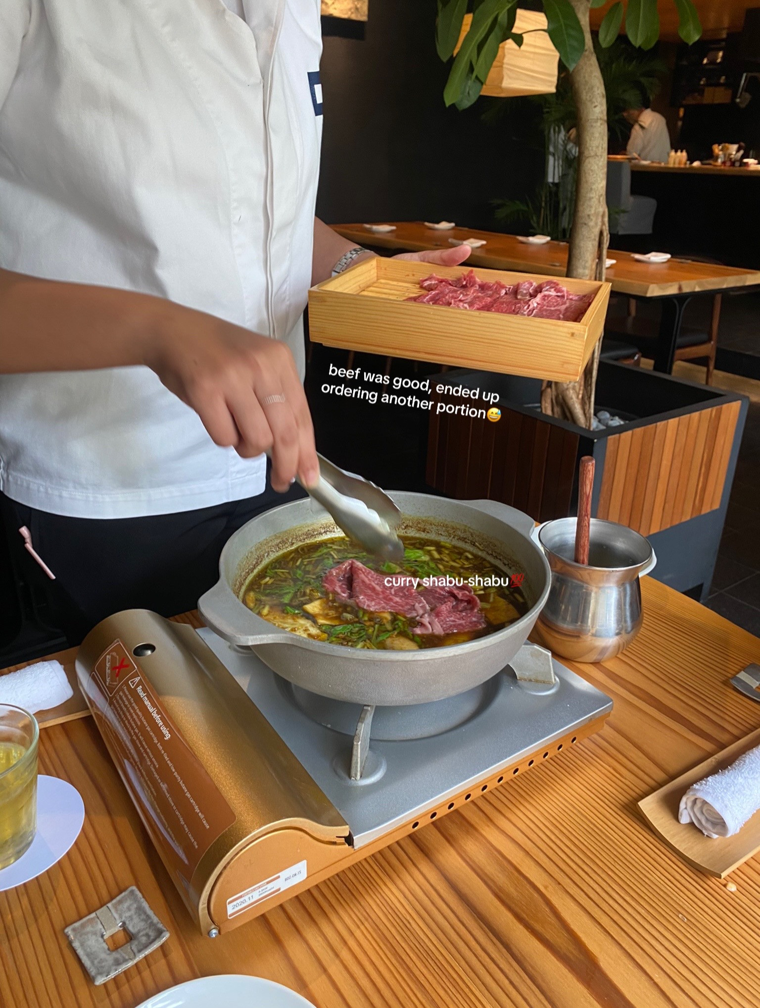 Japanese Lunch and Dinner Ideas at Shikaku Jakarta: Matcha Bask Cheesecake, Fried Cutlet with Tartar Sauce, and Premium Beef Hotpot Set