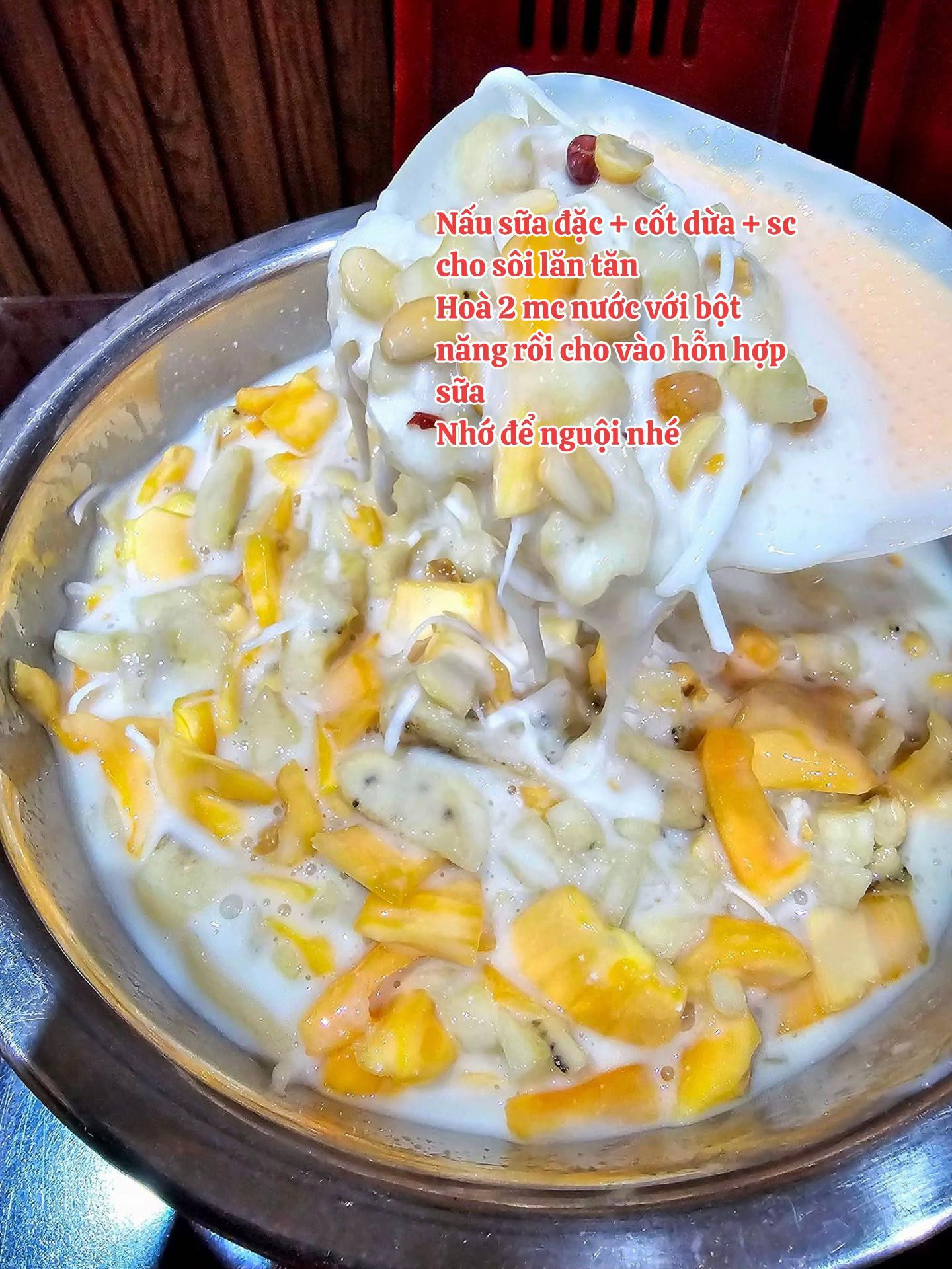 Kem chuối món ăn của tuổi thơ: Công thức làm kem chuối mứt dừa, mít và đậu phộng tại nhà đơn giản