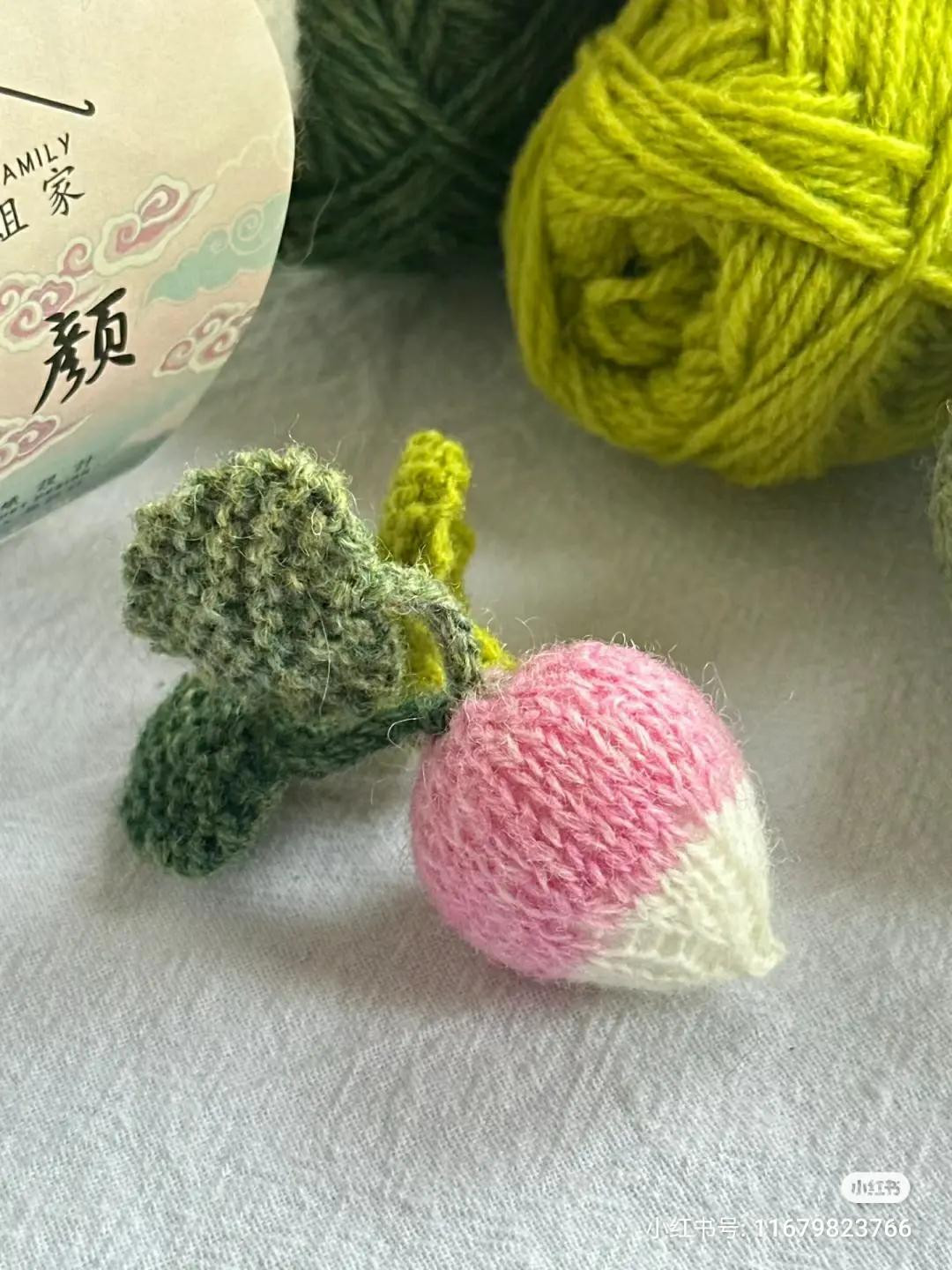 Knitted Spring Radish Pattern Chart