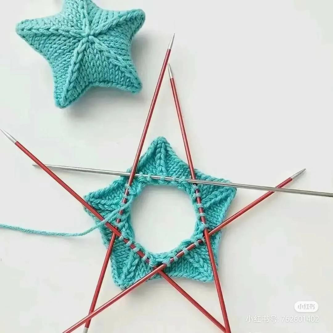 Knitted Star Bear Keychain Tutorial Chart