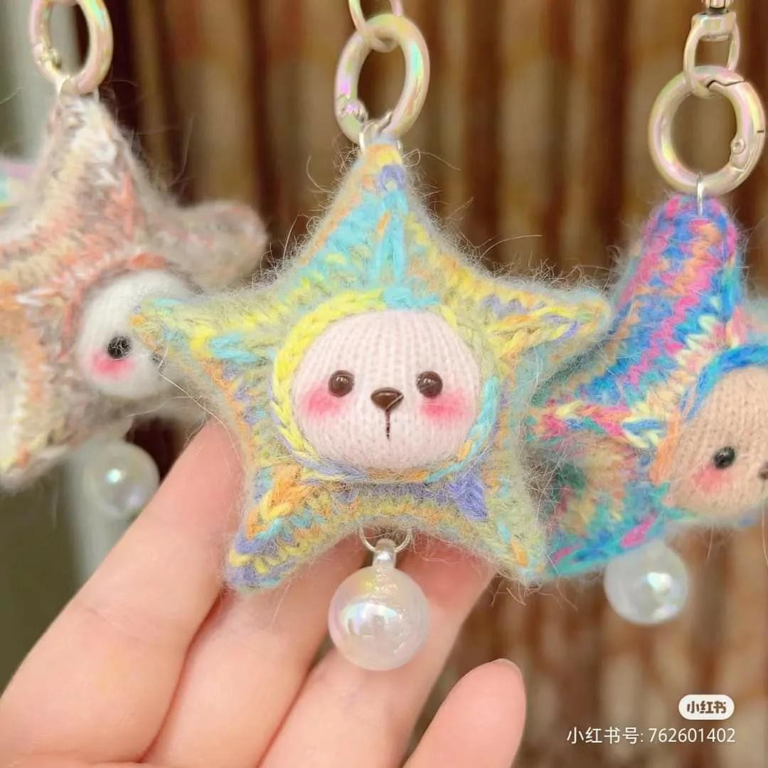 Knitted Star Bear Keychain Tutorial Chart